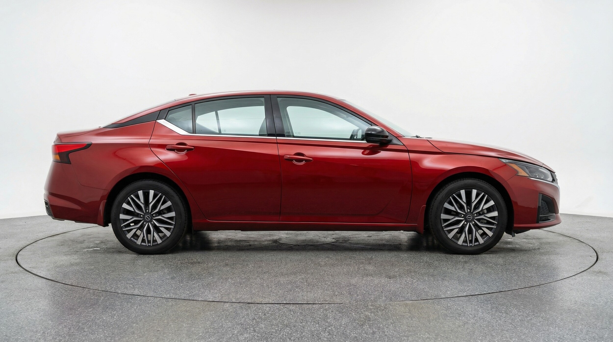 Thumbnail: 2025 Nissan Altima - 8