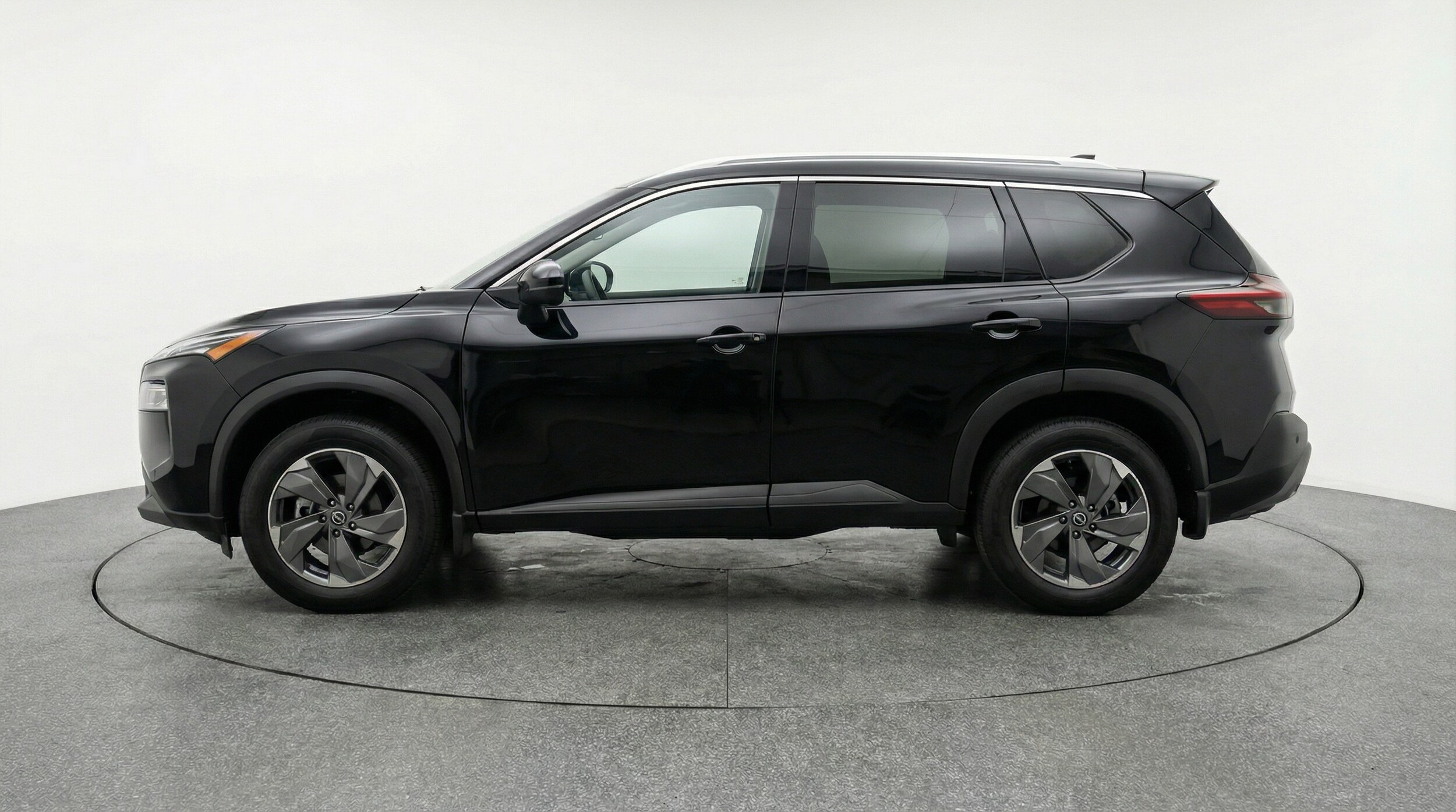 Thumbnail: 2025 Nissan Rogue - 4