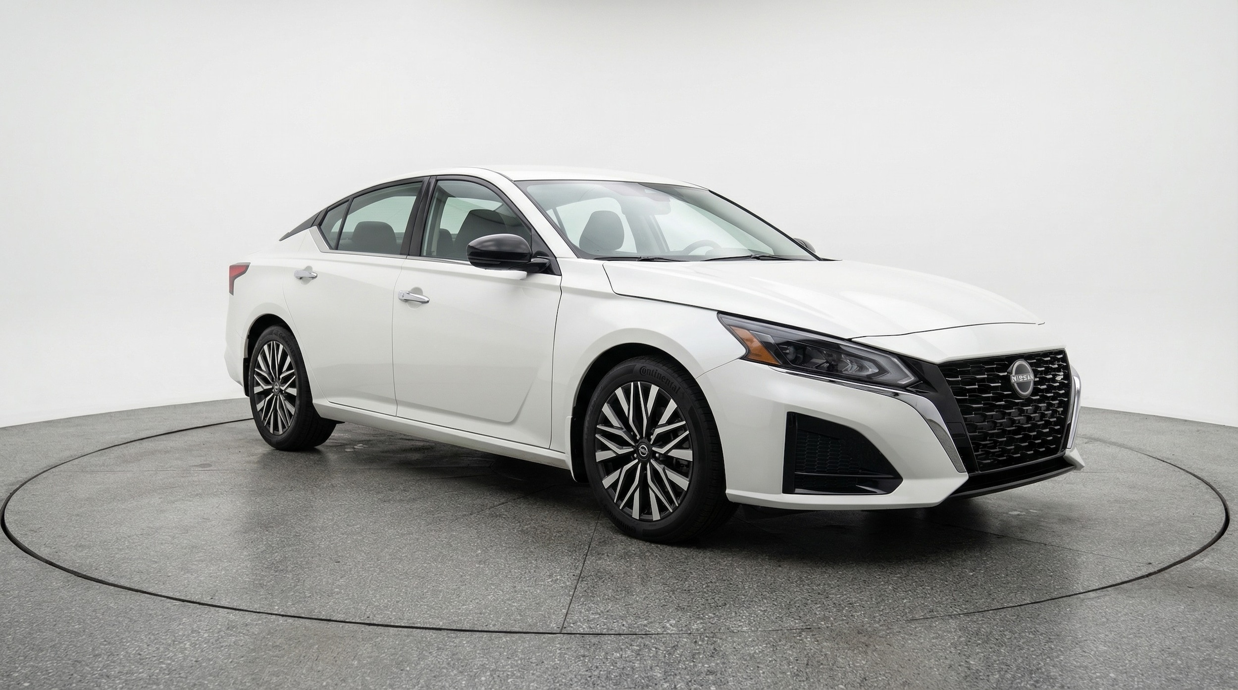 Thumbnail: 2025 Nissan Altima - 1