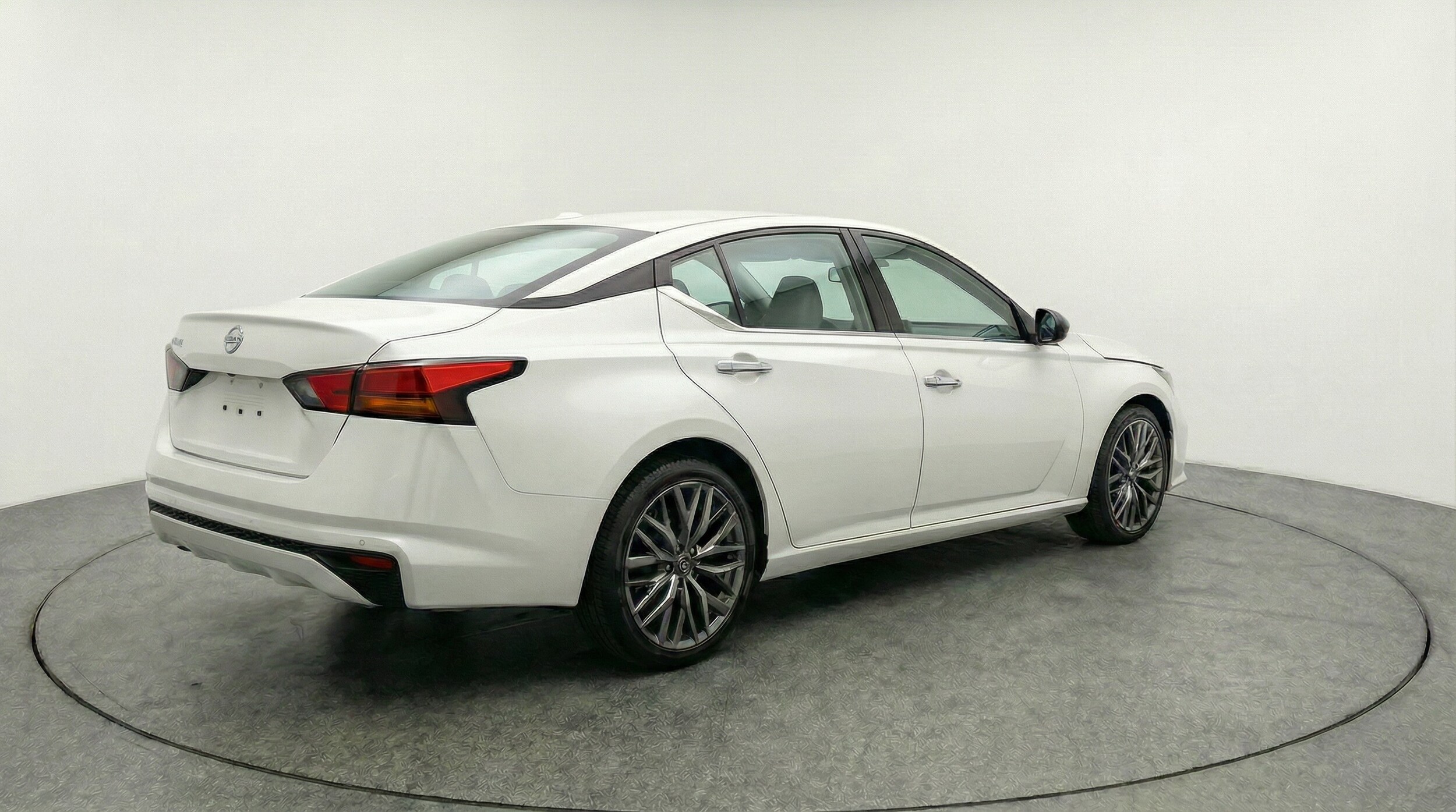 Thumbnail: 2025 Nissan Altima - 7