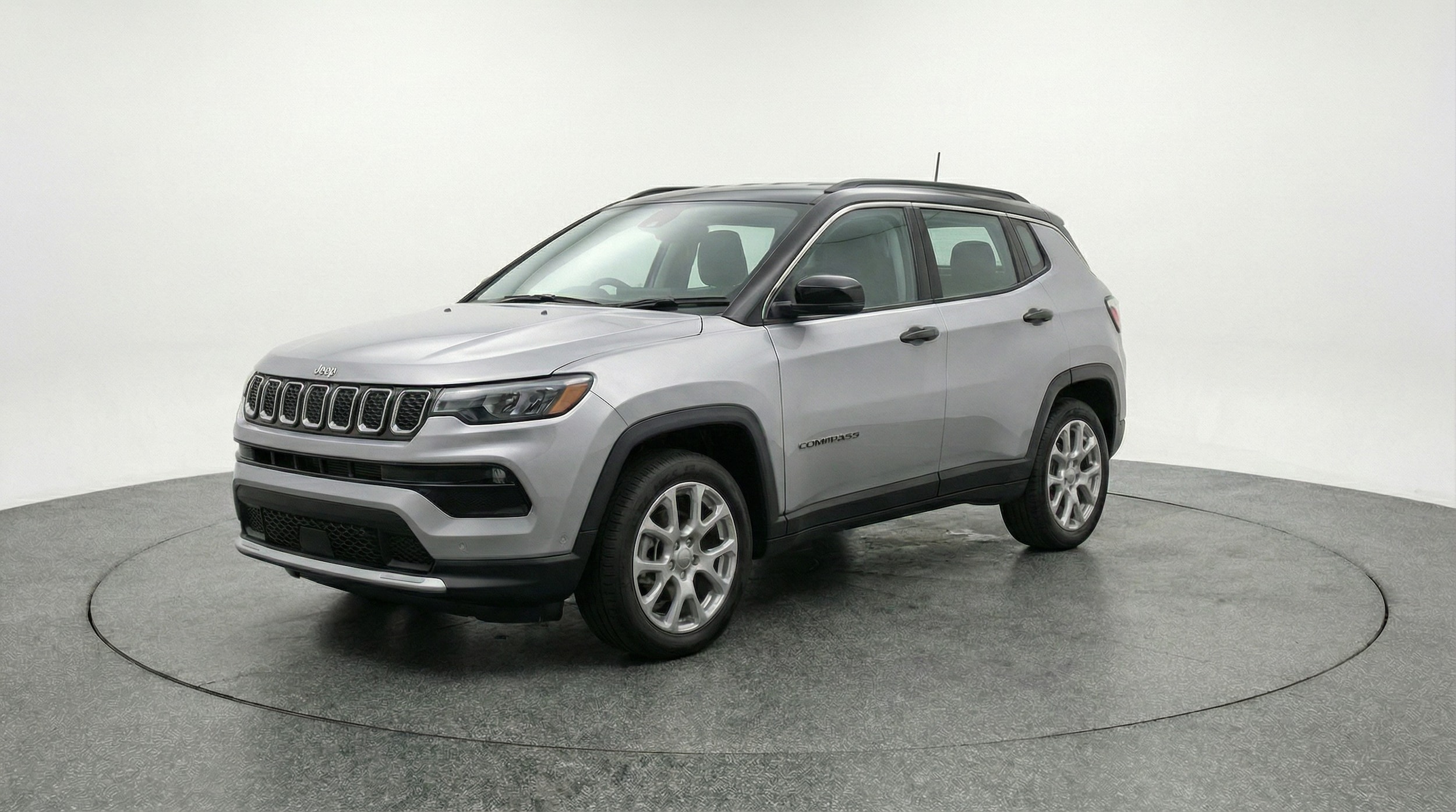 Thumbnail: 2025 Jeep Compass - 3