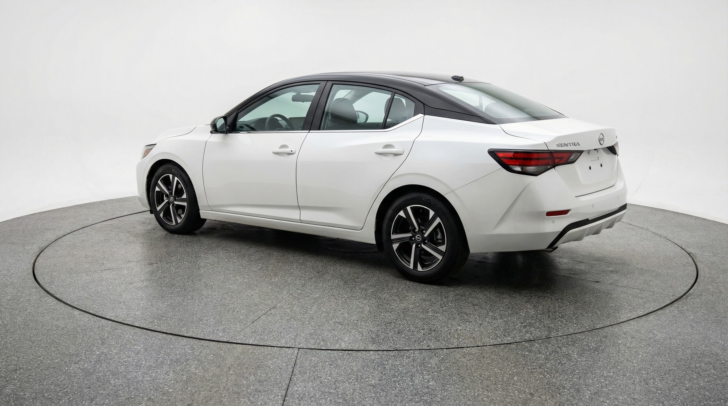 Thumbnail: 2025 Nissan Sentra - 5