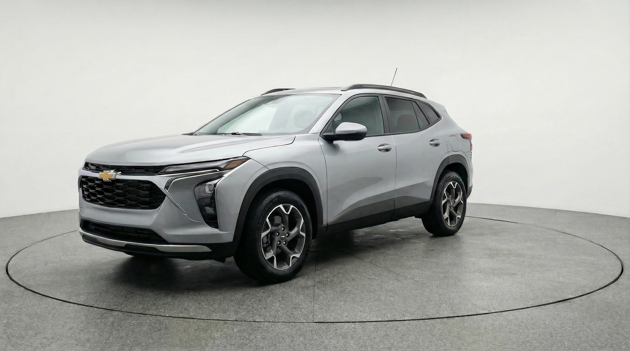 Thumbnail: 2025 Chevrolet Trax - 3