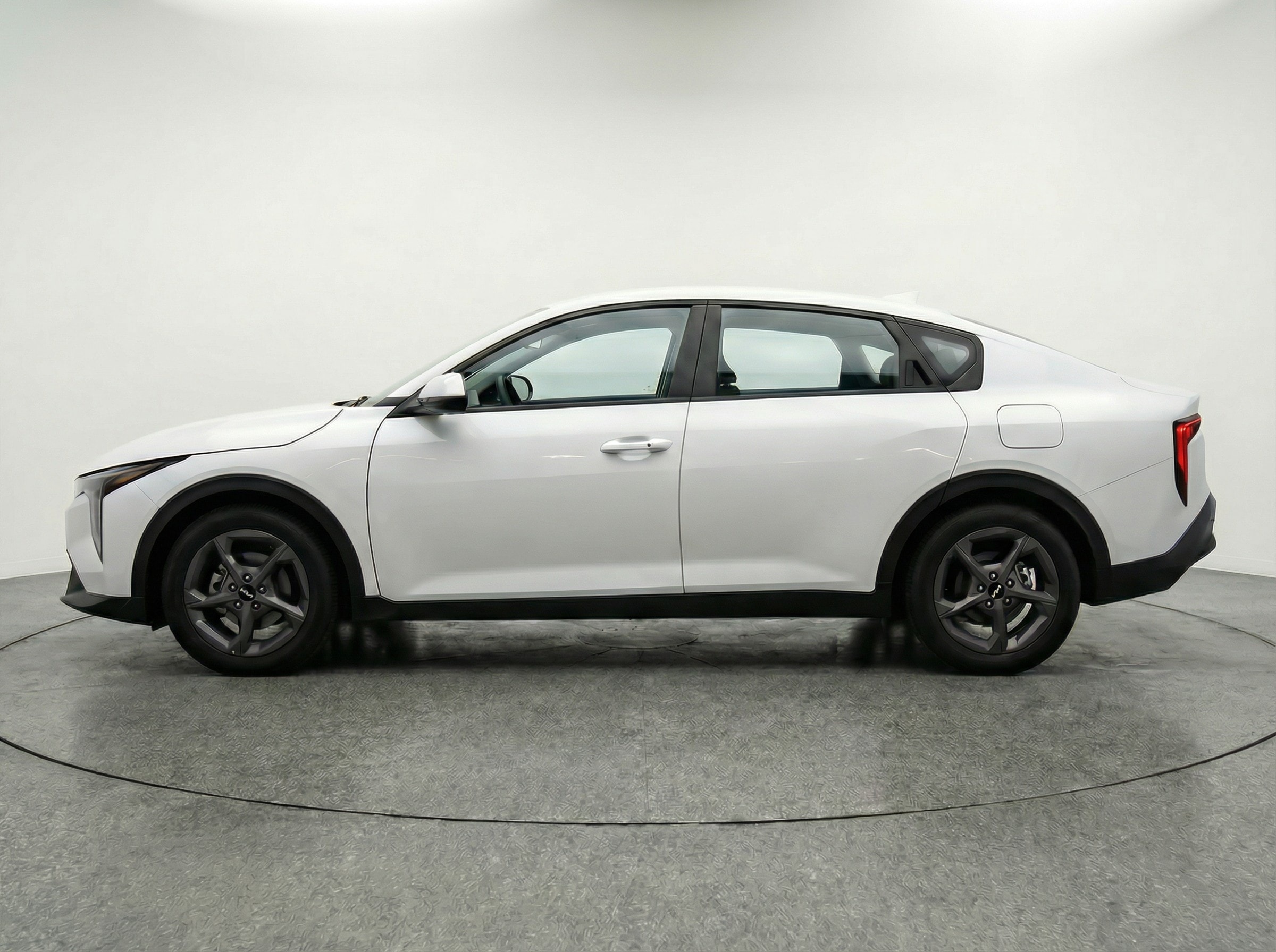 Thumbnail: 2025 Kia K4 - 4