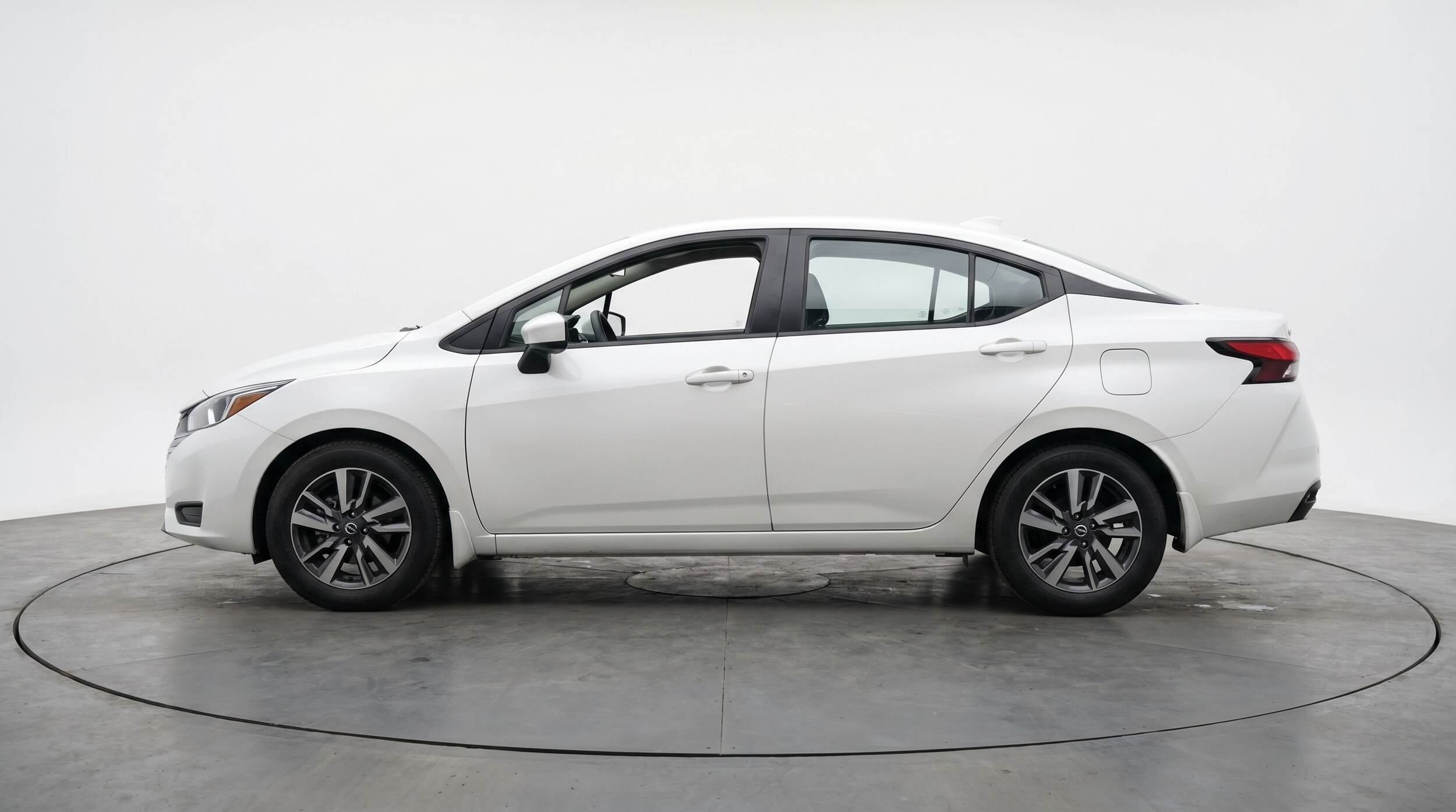 Thumbnail: 2025 Nissan Versa - 4
