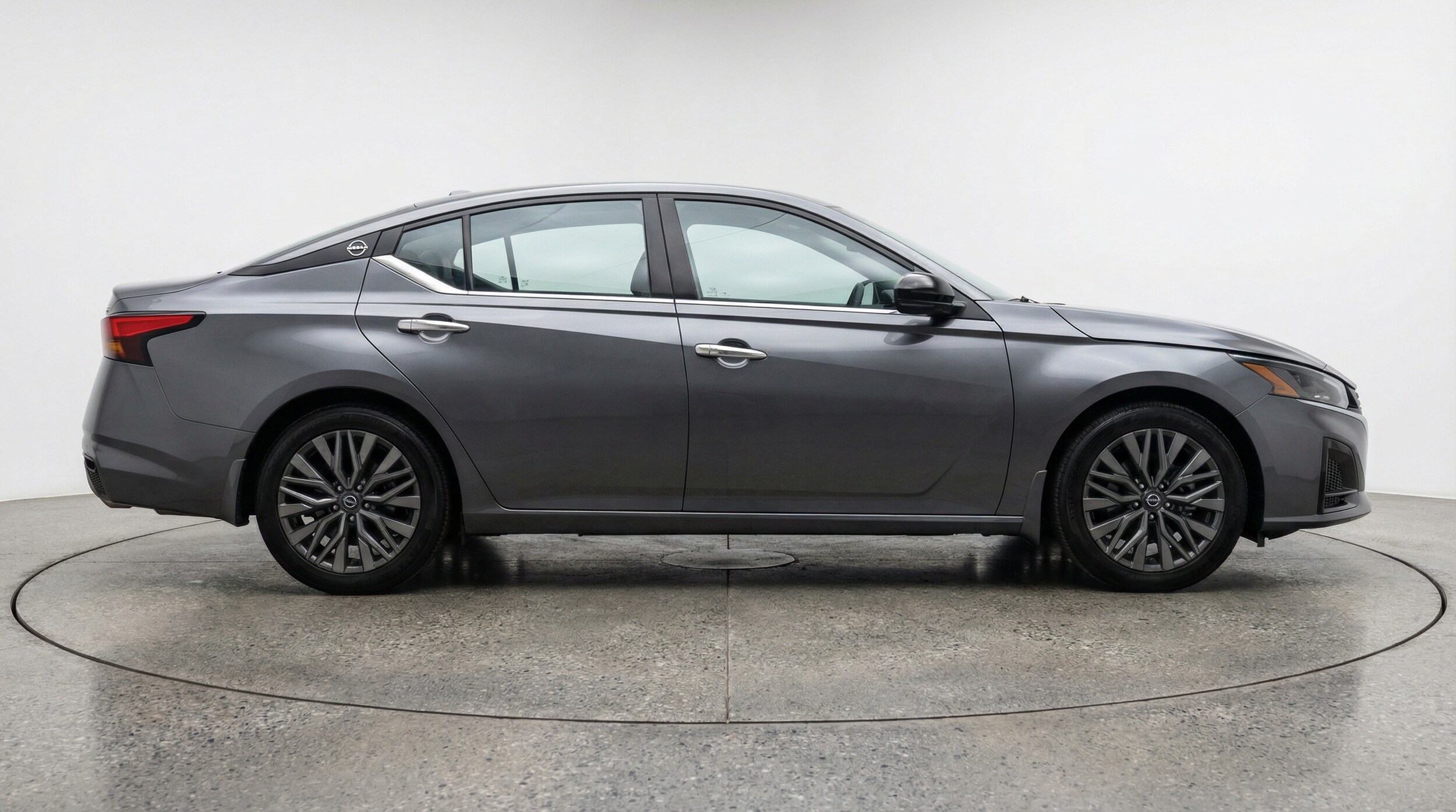 Thumbnail: 2025 Nissan Altima - 8