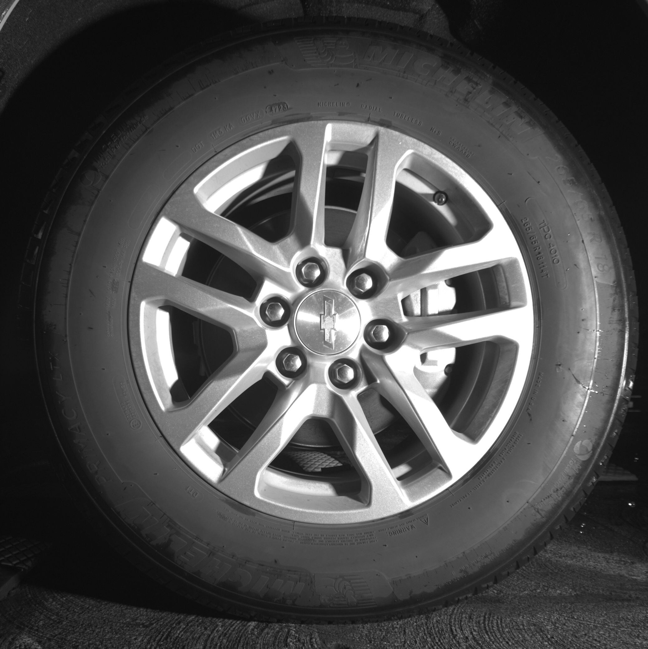 Thumbnail: 2024 Chevrolet Suburban - 9