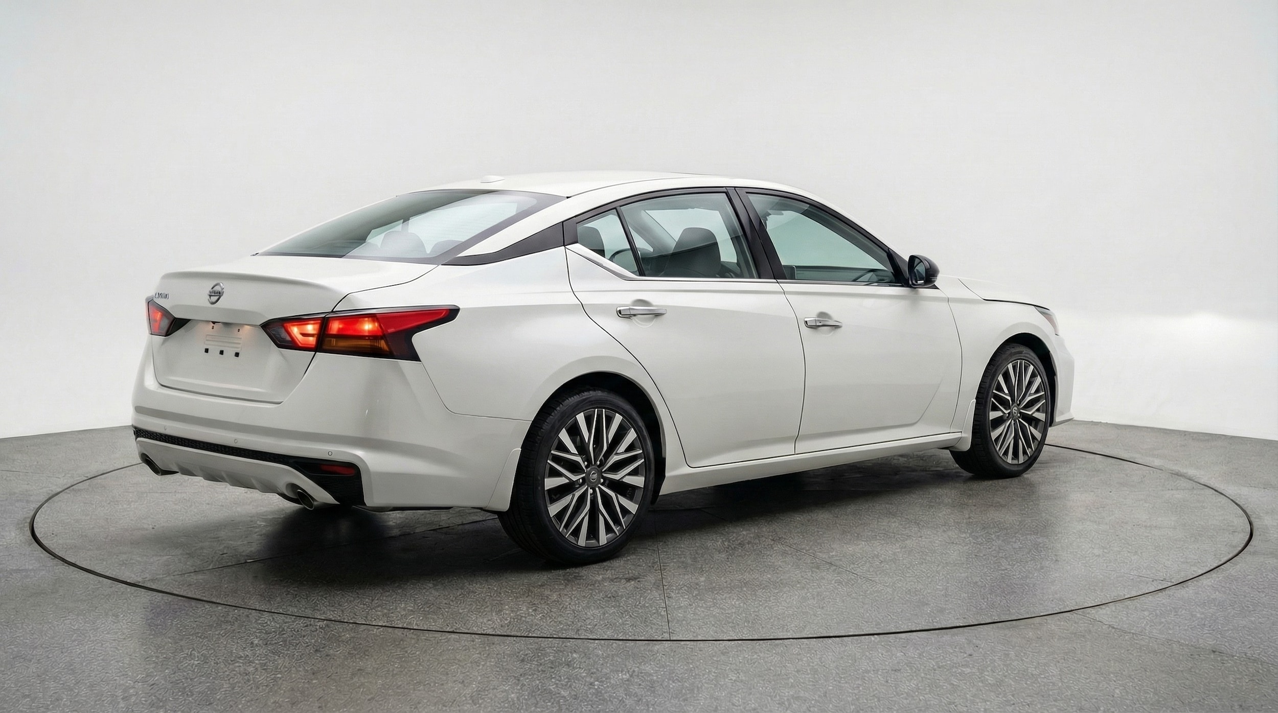 Thumbnail: 2025 Nissan Altima - 7