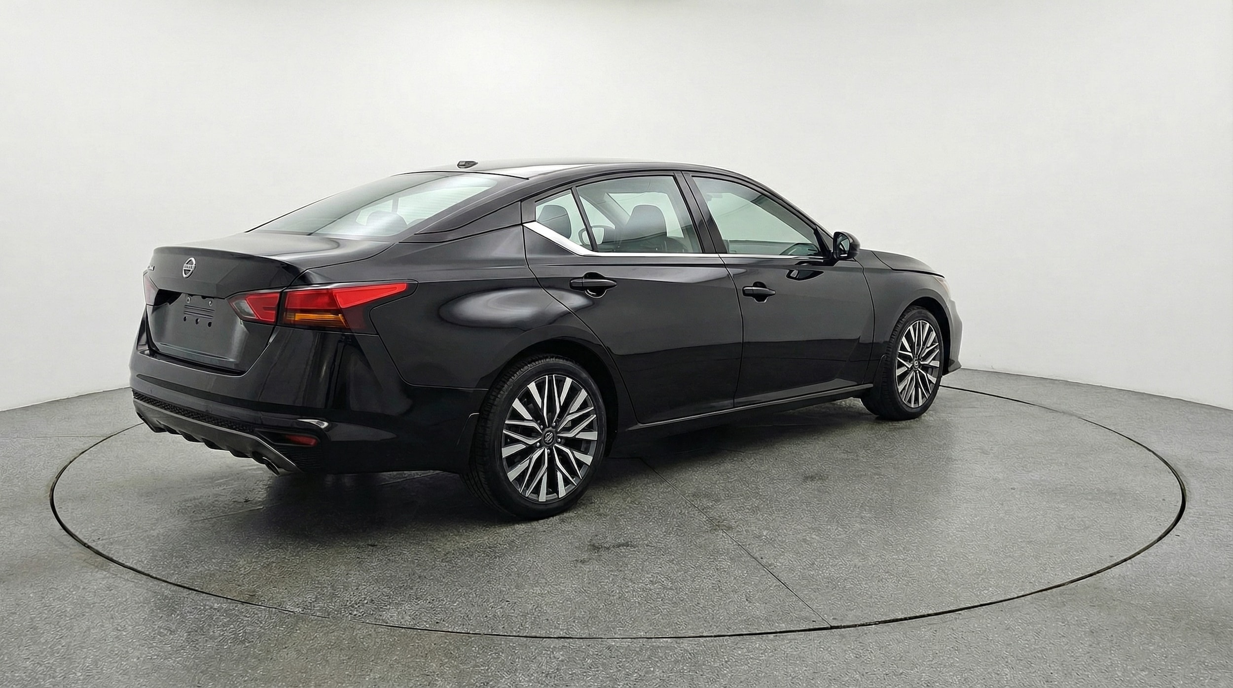 Thumbnail: 2025 Nissan Altima - 7