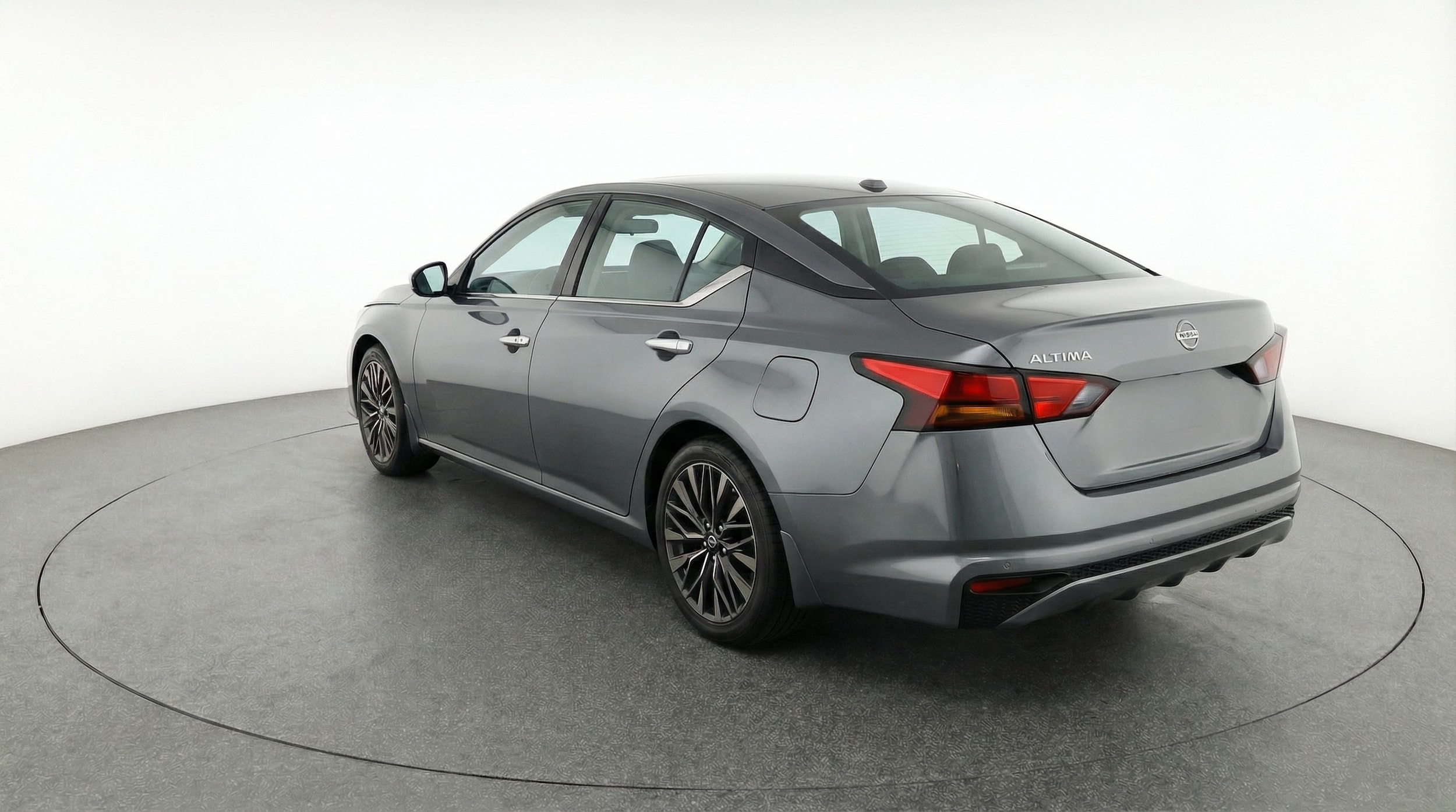 Thumbnail: 2025 Nissan Altima - 5