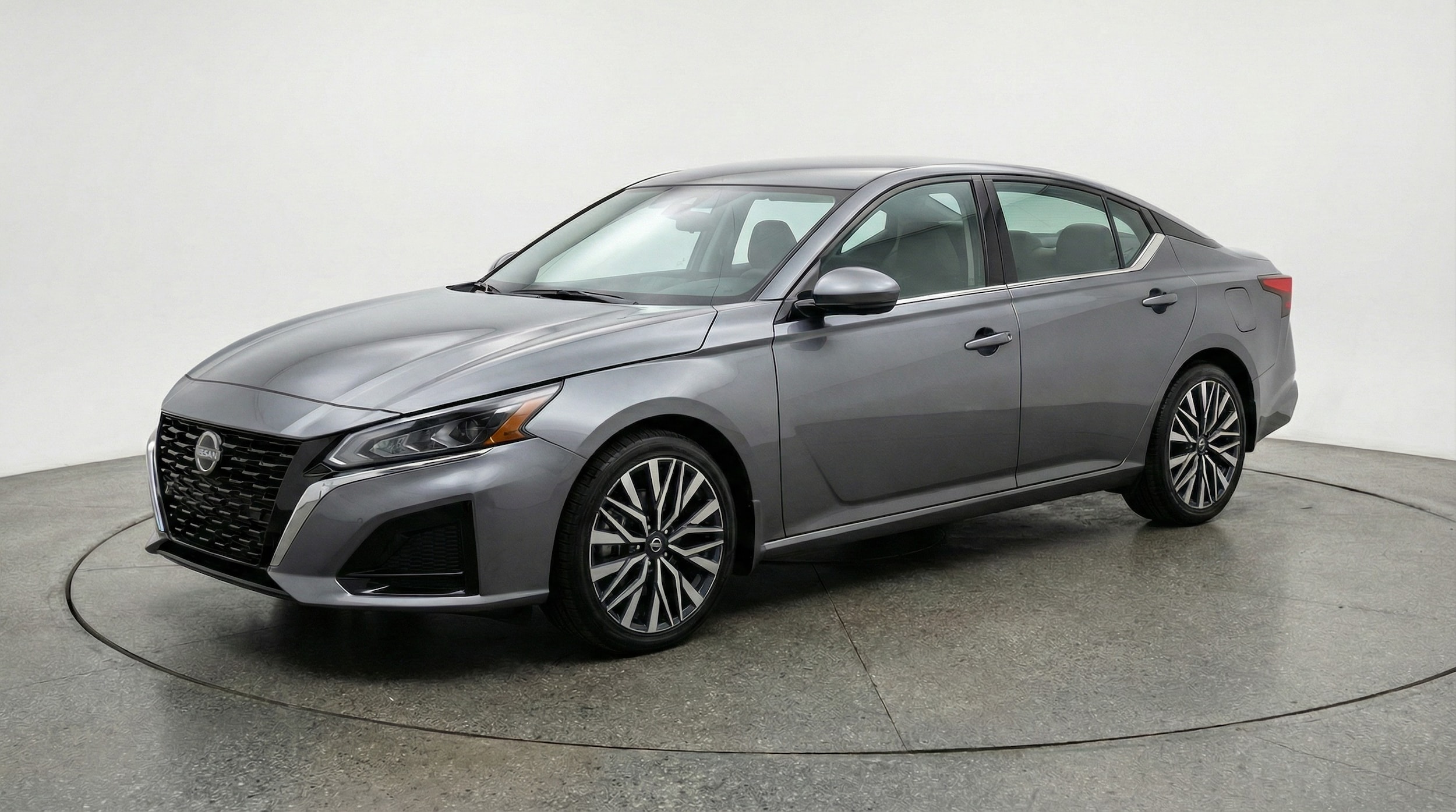 Thumbnail: 2025 Nissan Altima - 3