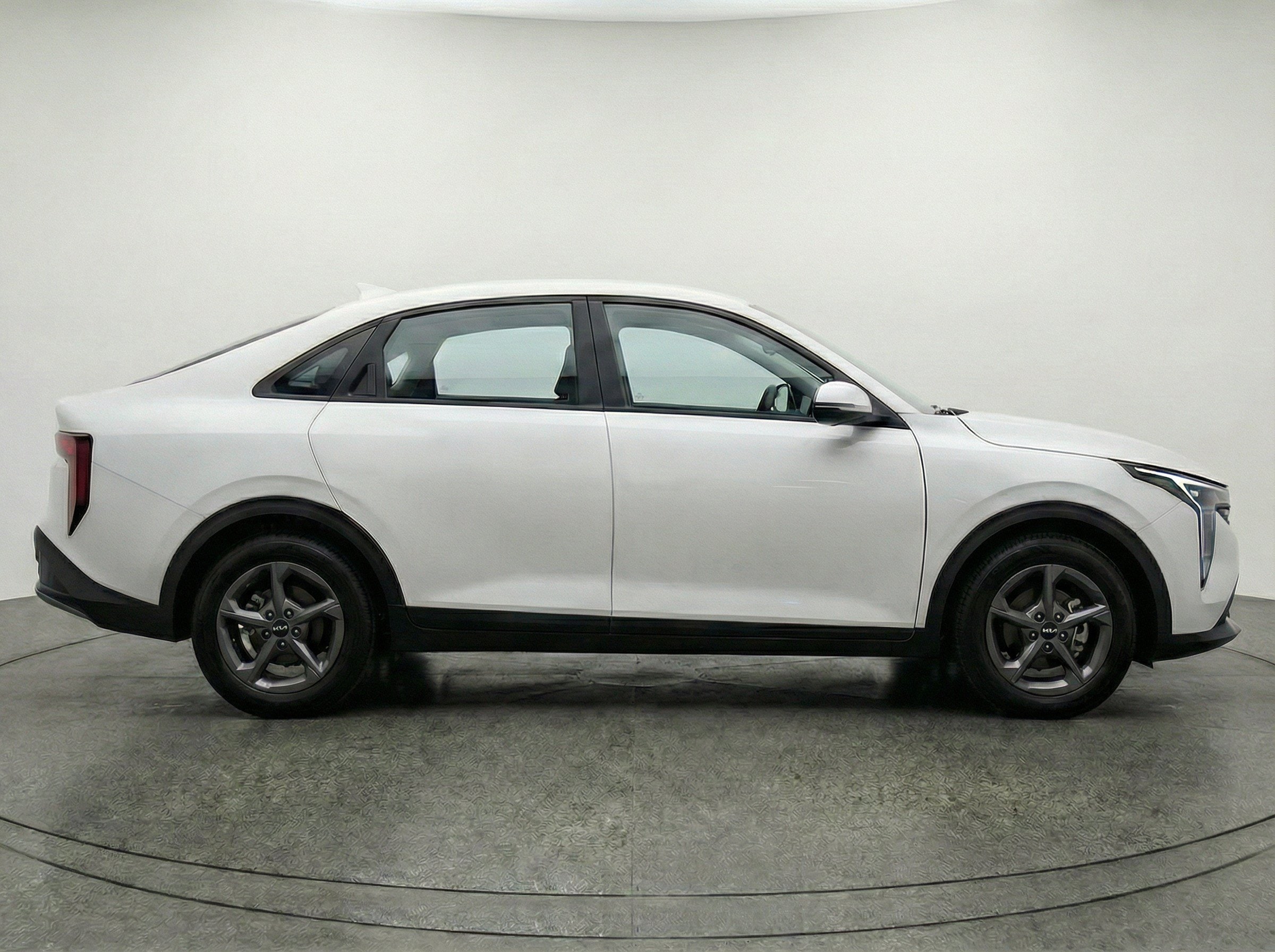 Thumbnail: 2025 Kia K4 - 11