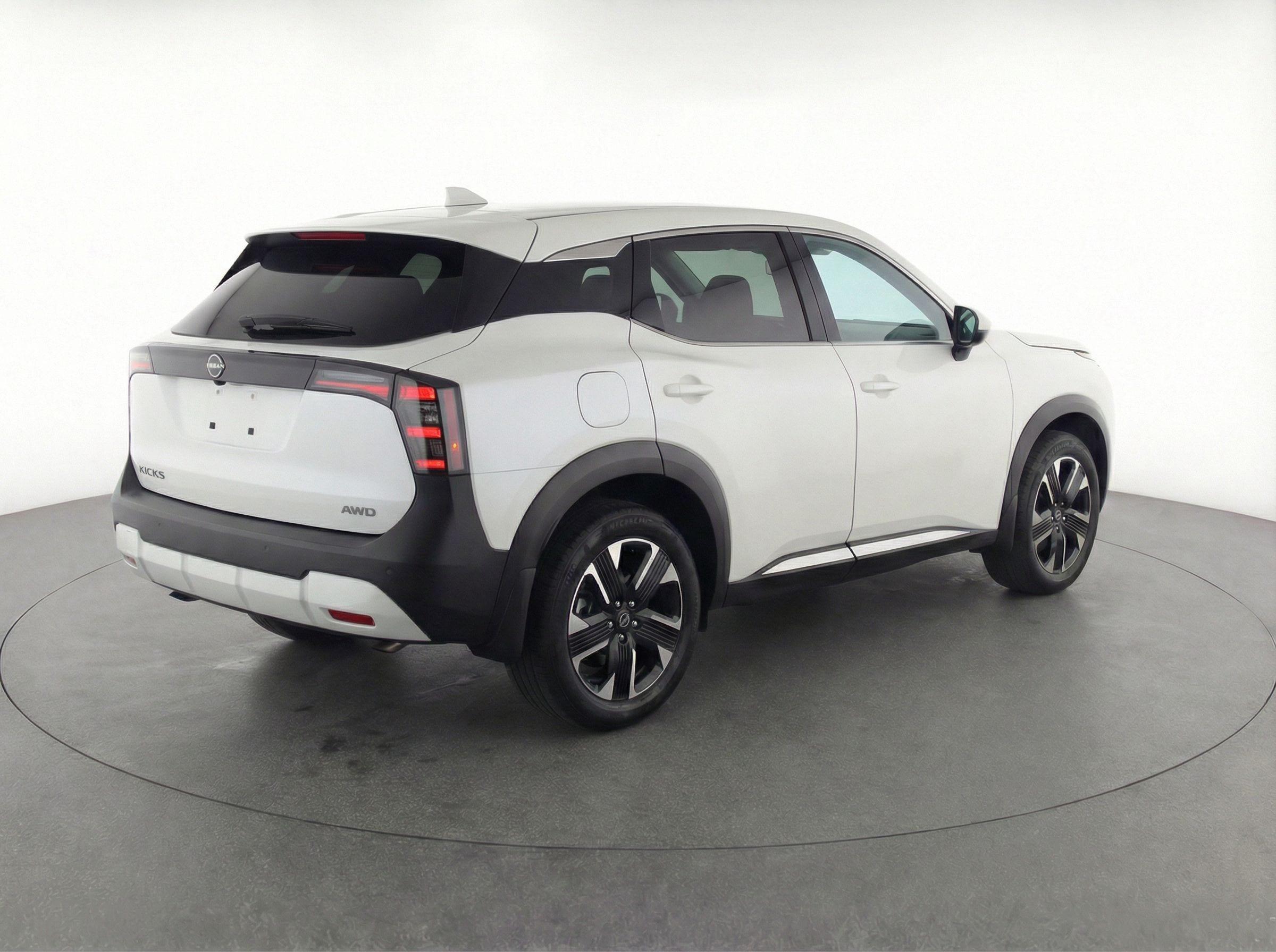 Thumbnail: 2025 Nissan Kicks - 7