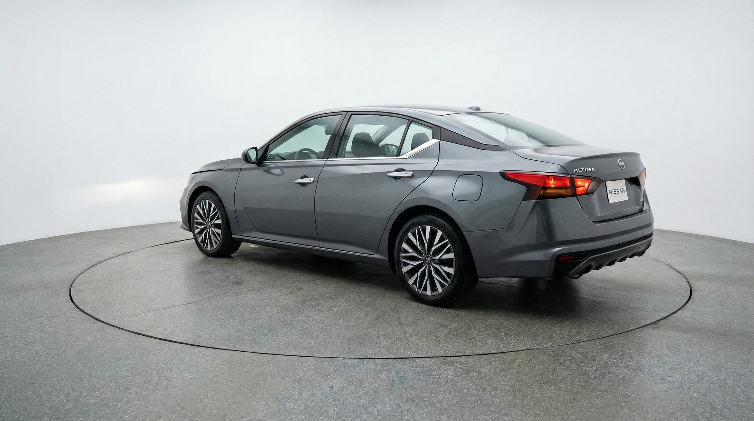 Thumbnail: 2025 Nissan Altima - 5