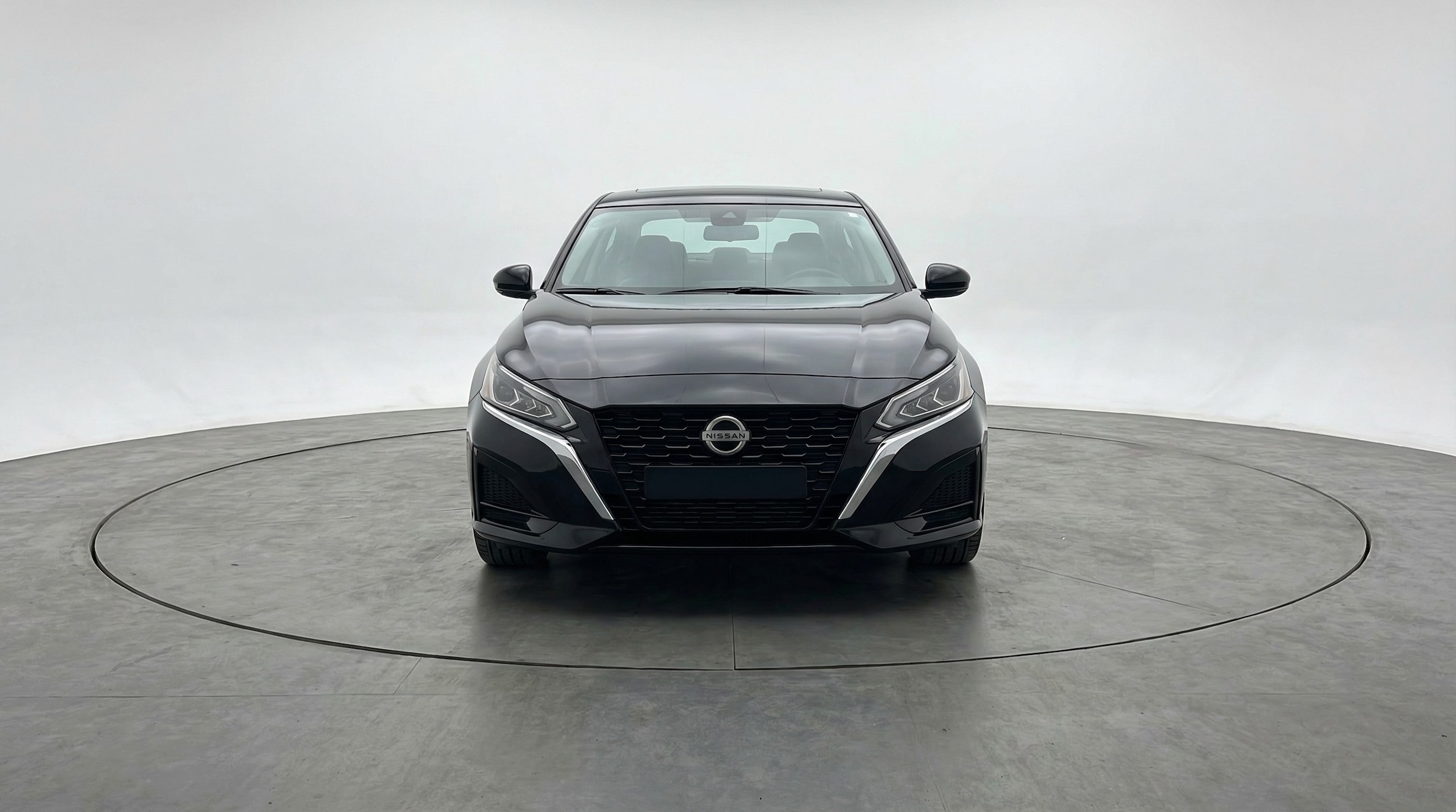 Thumbnail: 2025 Nissan Altima - 2