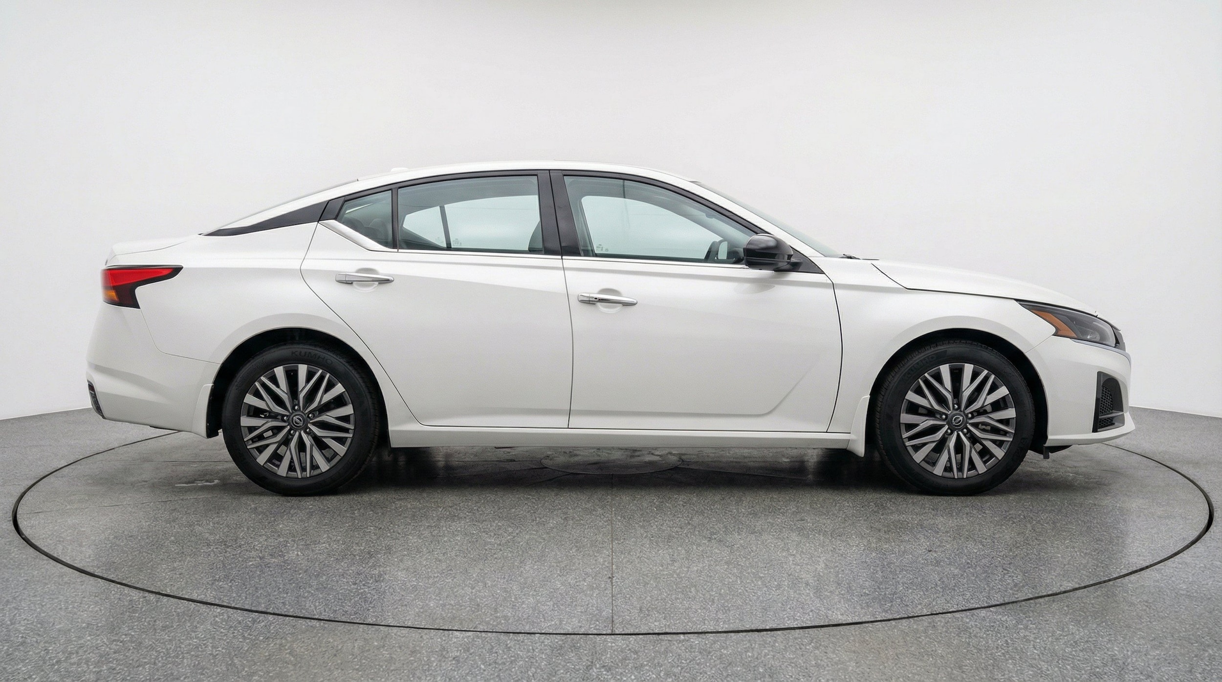 Thumbnail: 2025 Nissan Altima - 11
