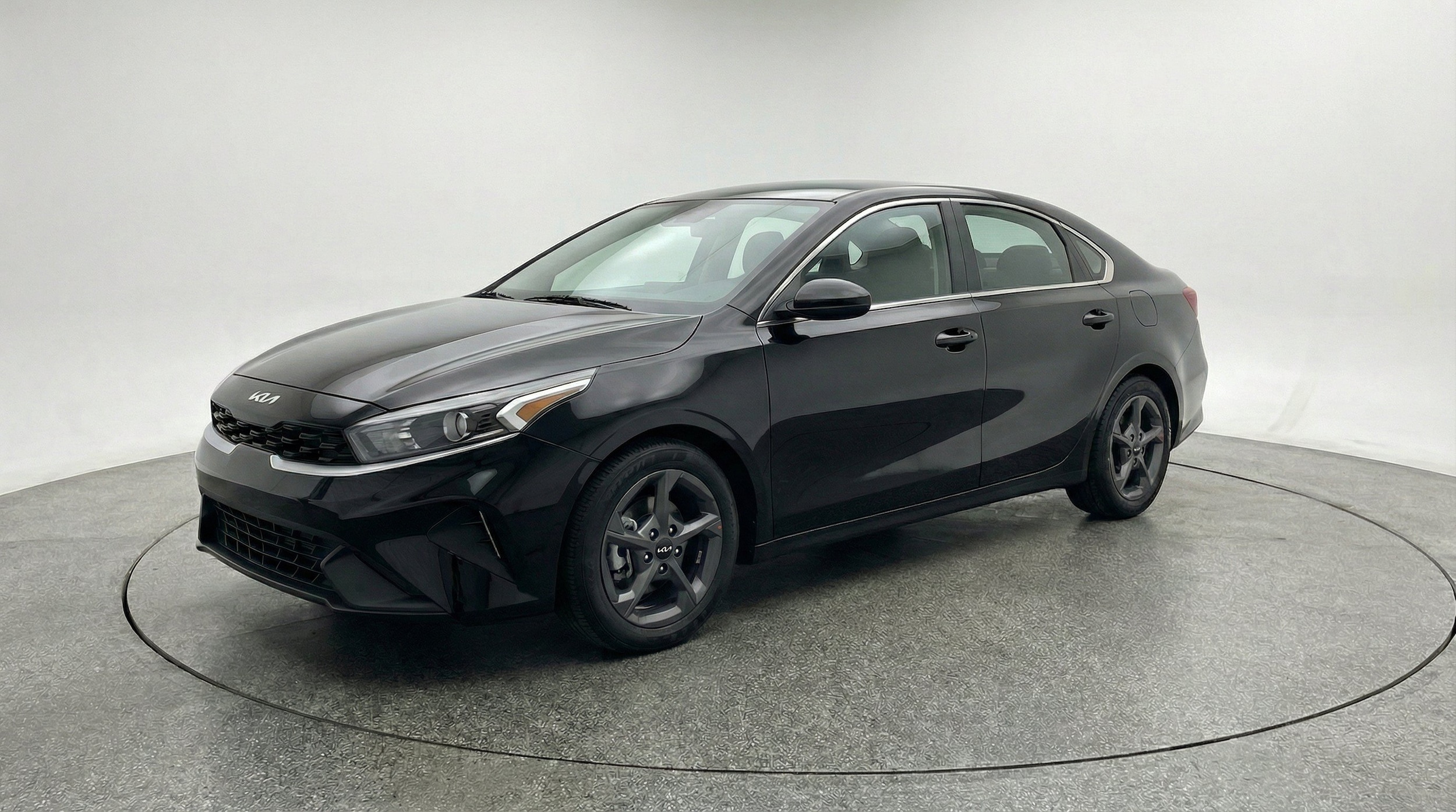 Thumbnail: 2025 Kia K4 - 3