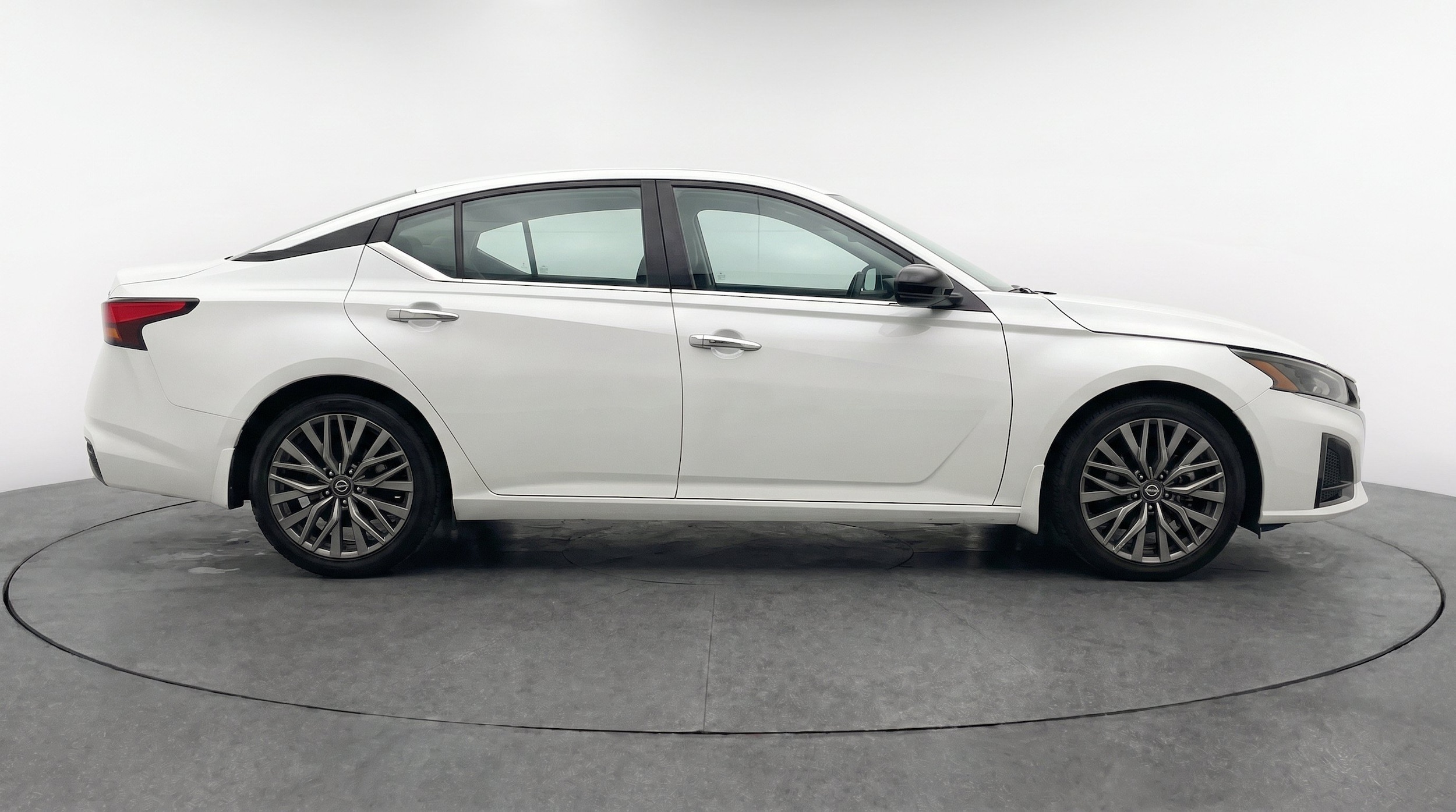 Thumbnail: 2025 Nissan Altima - 11