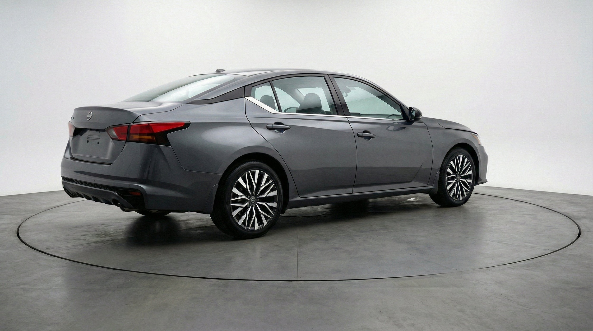 Thumbnail: 2025 Nissan Altima - 9