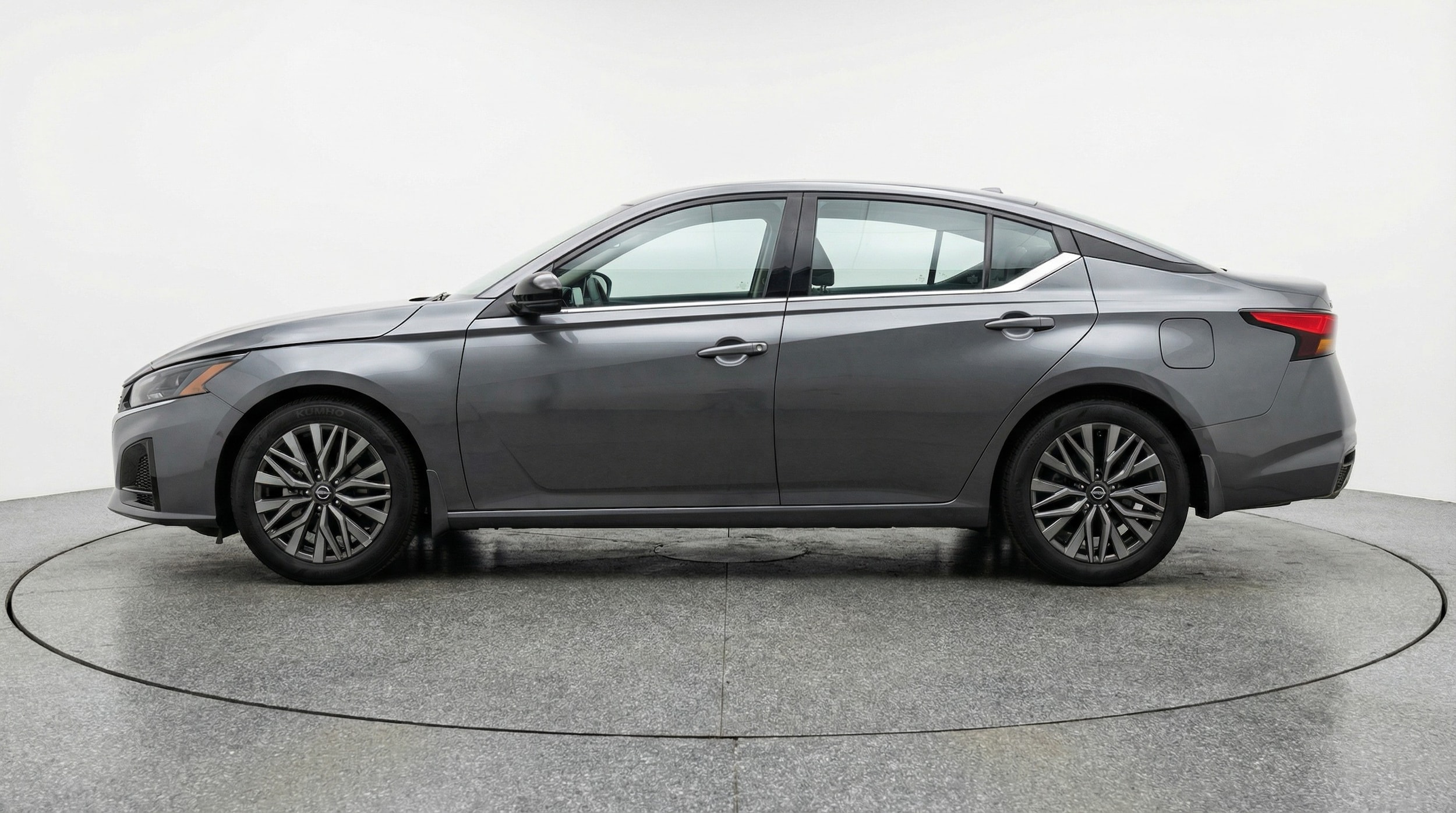Thumbnail: 2025 Nissan Altima - 4