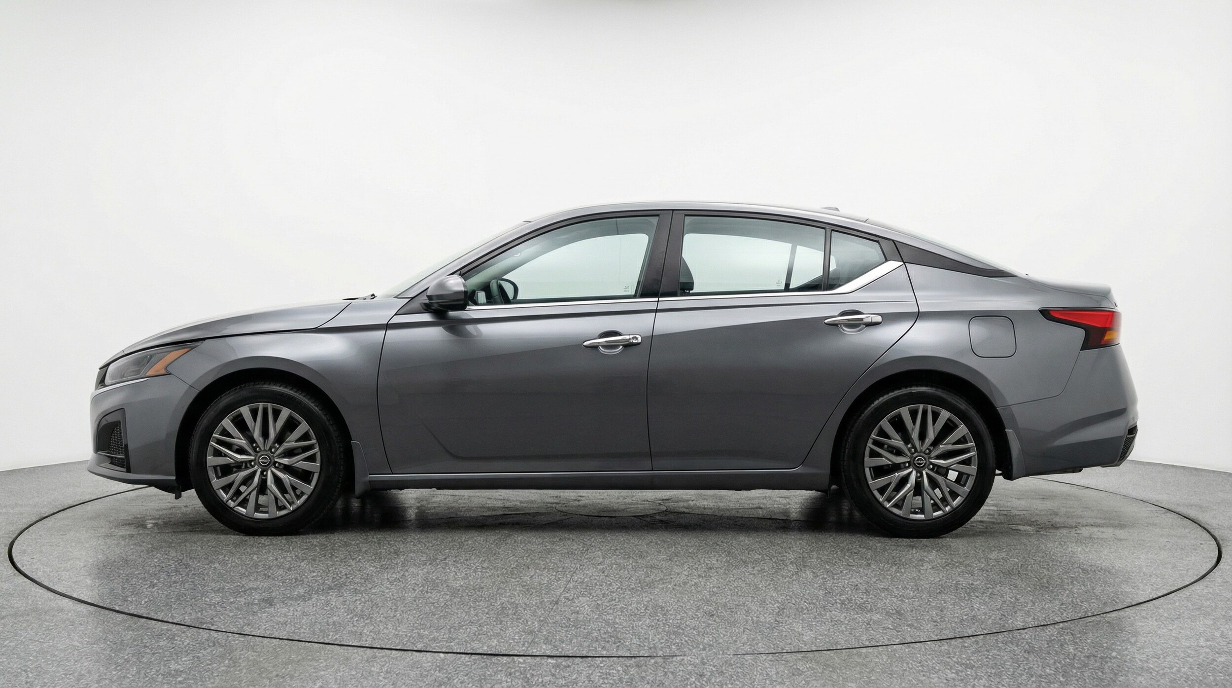 Thumbnail: 2025 Nissan Altima - 4