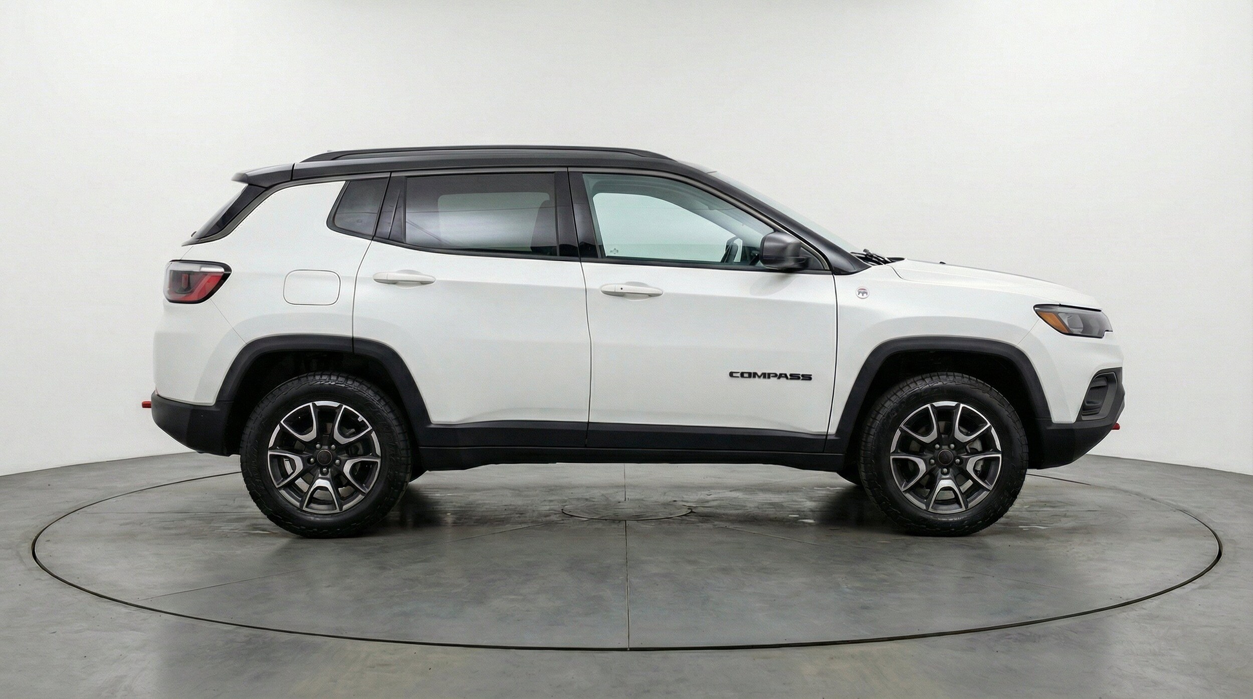 Thumbnail: 2025 Jeep Compass - 11
