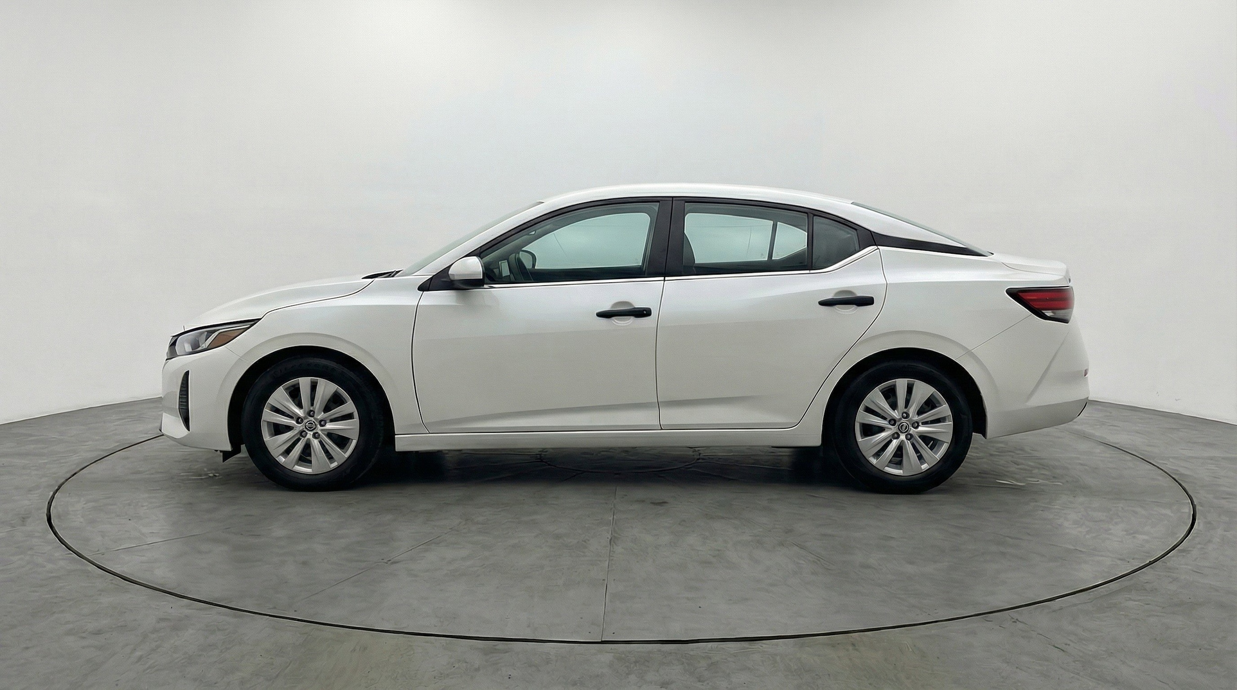 Thumbnail: 2025 Nissan Sentra - 5