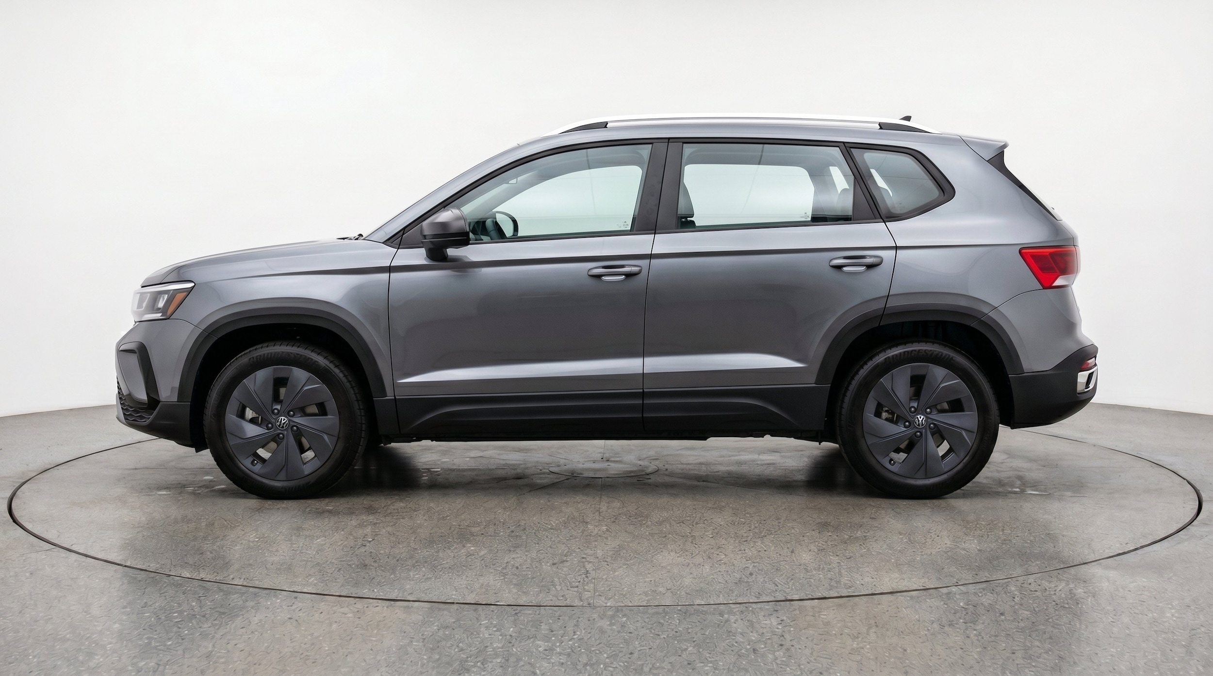 Thumbnail: 2026 Volkswagen Taos - 5