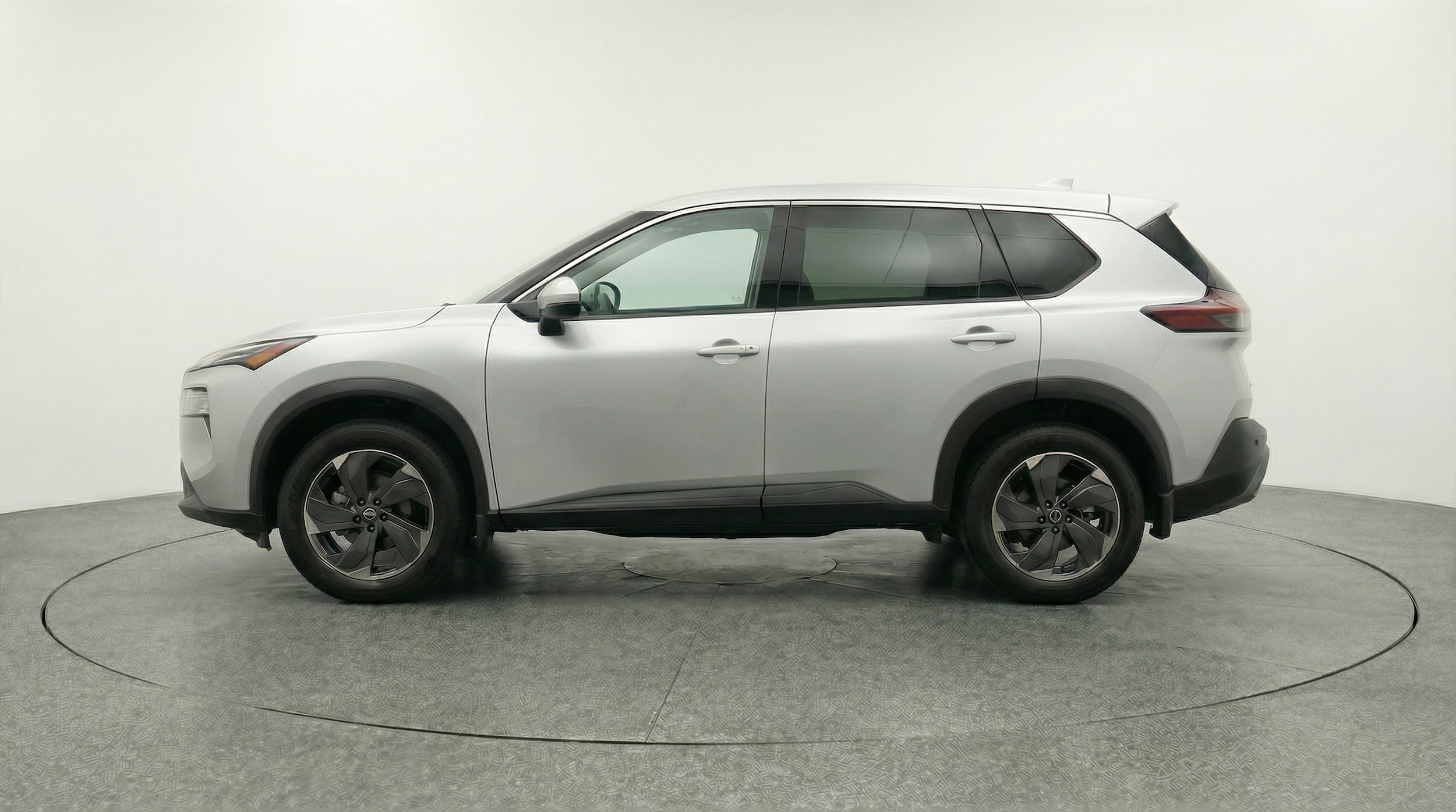 Thumbnail: 2025 Nissan Rogue - 4