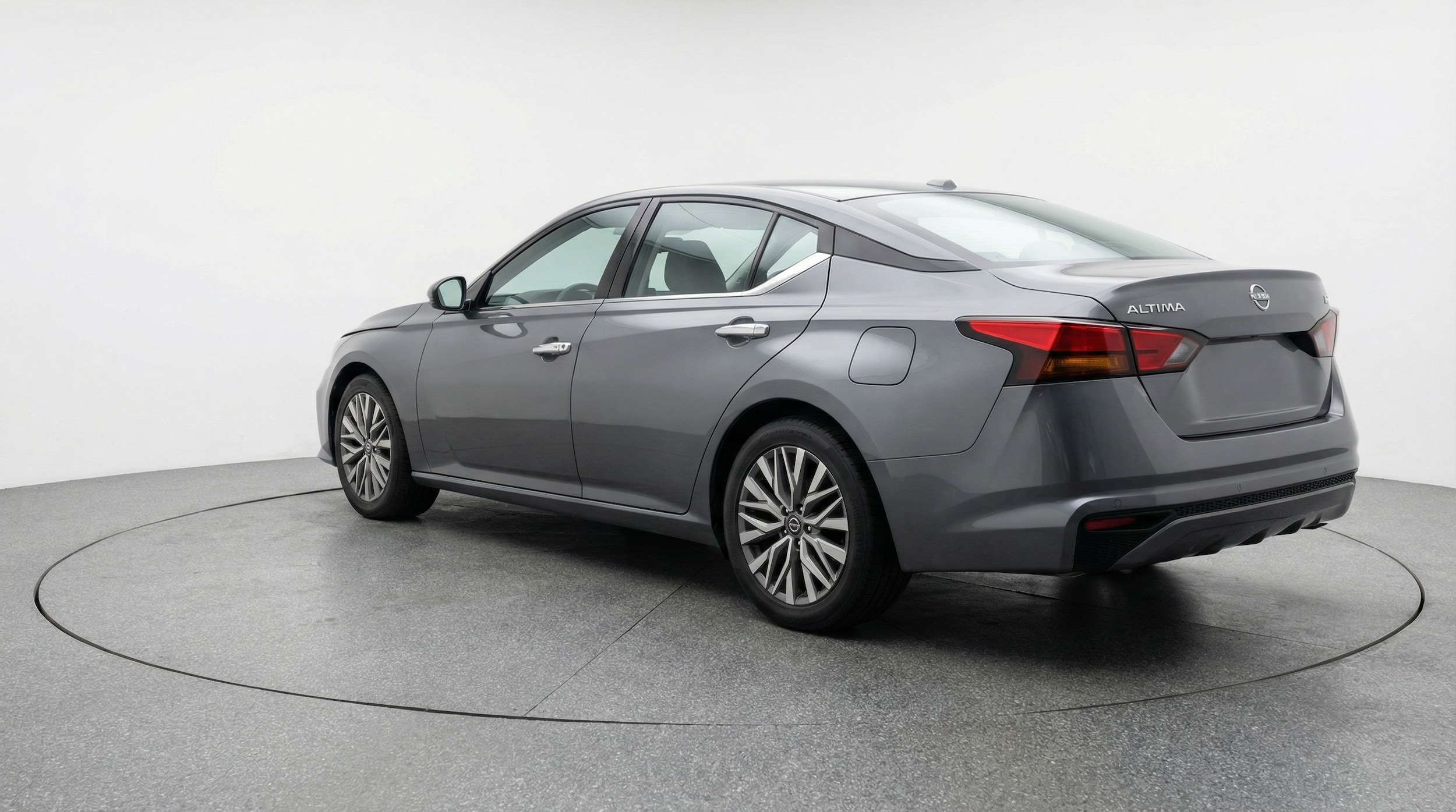 Thumbnail: 2025 Nissan Altima - 5