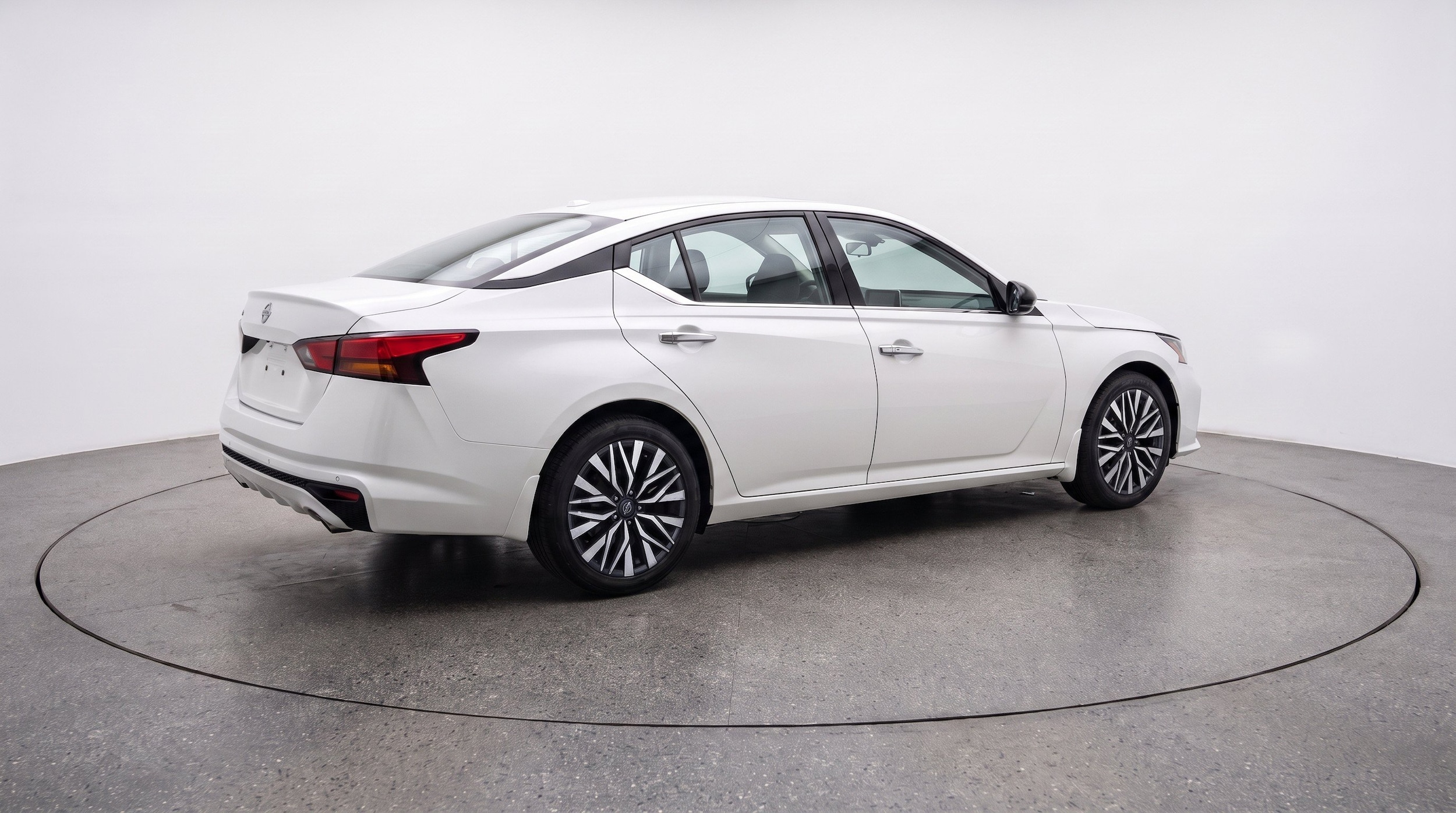Thumbnail: 2025 Nissan Altima - 9