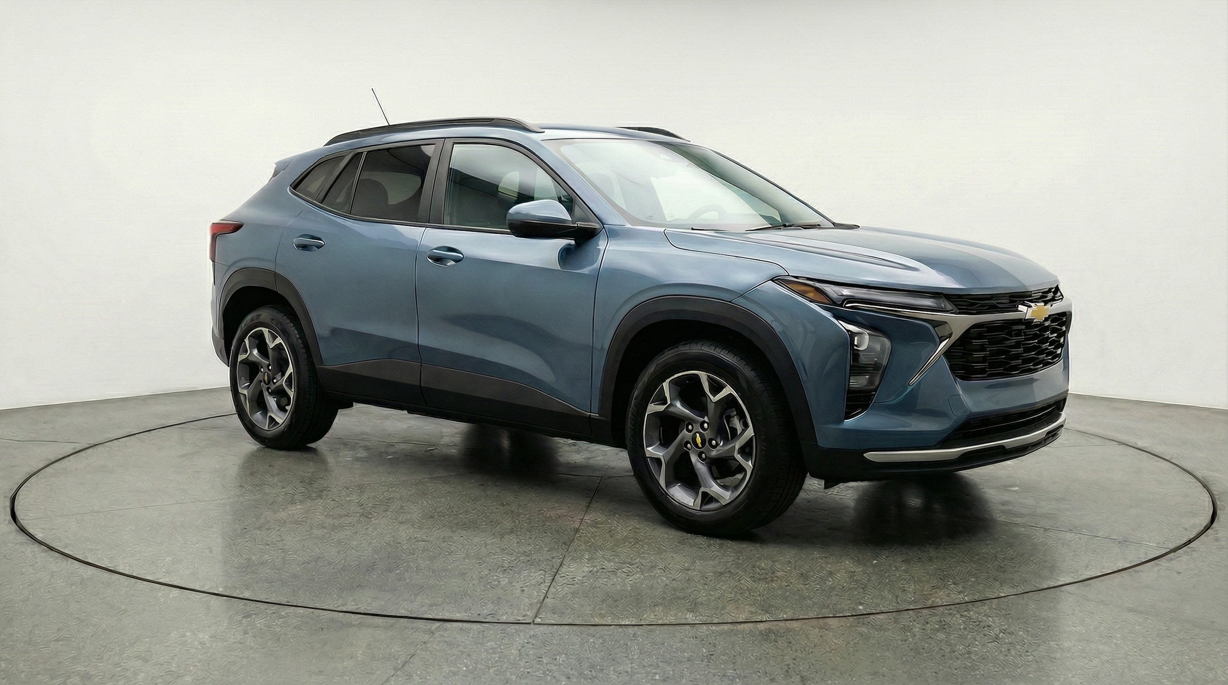 Thumbnail: 2025 Chevrolet Trax - 1