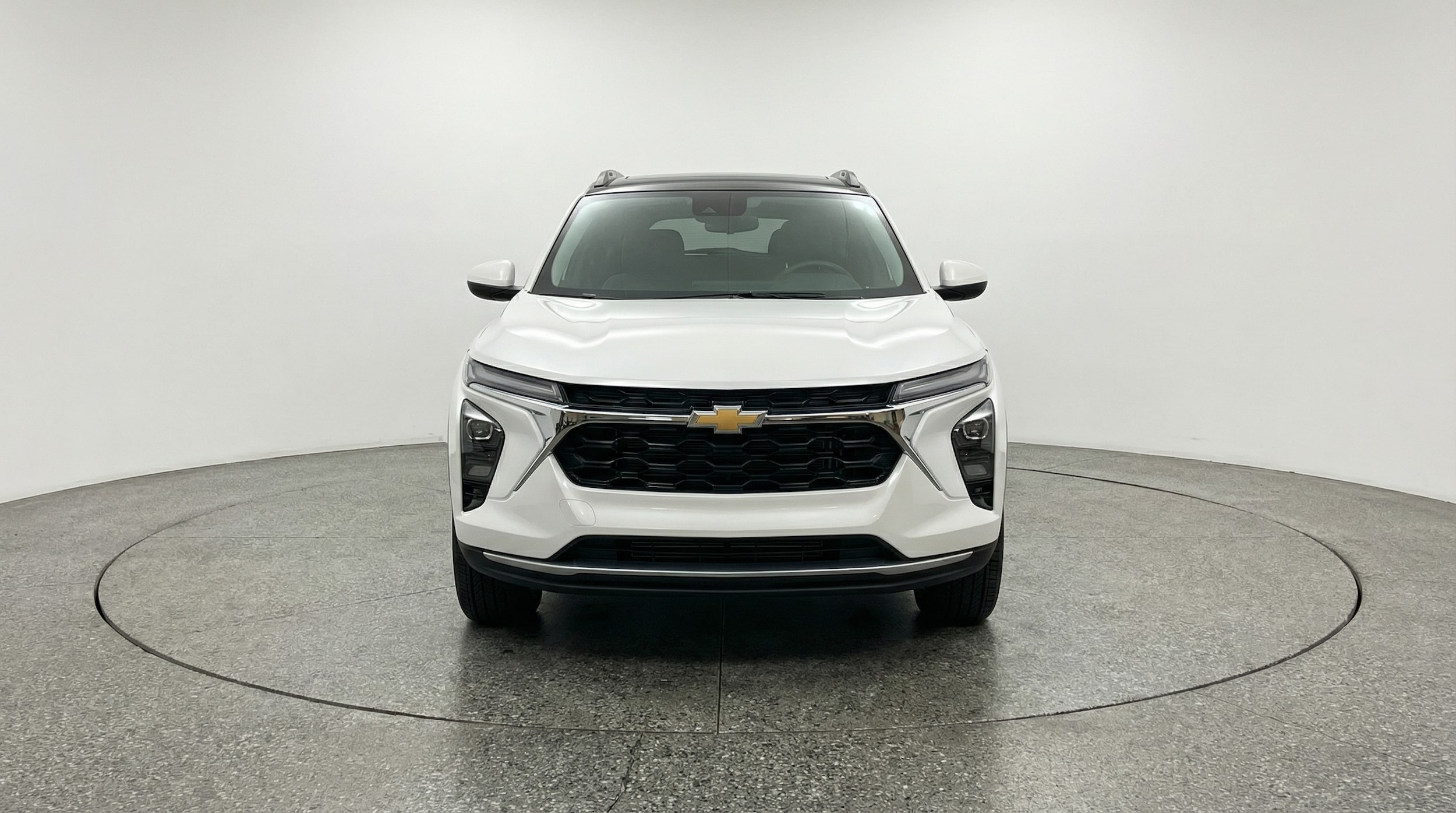 Thumbnail: 2025 Chevrolet Trax - 2
