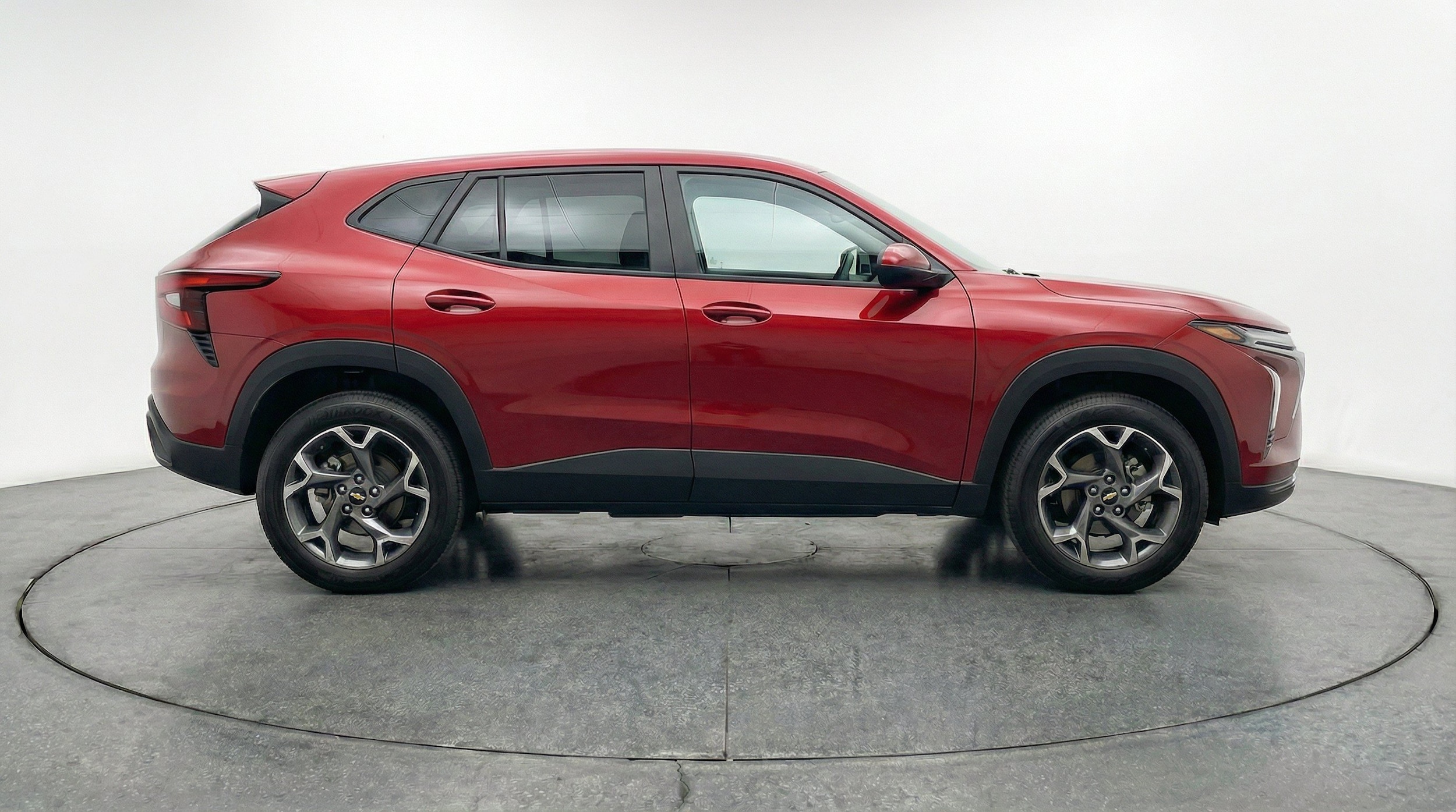 Thumbnail: 2025 Chevrolet Trax - 11