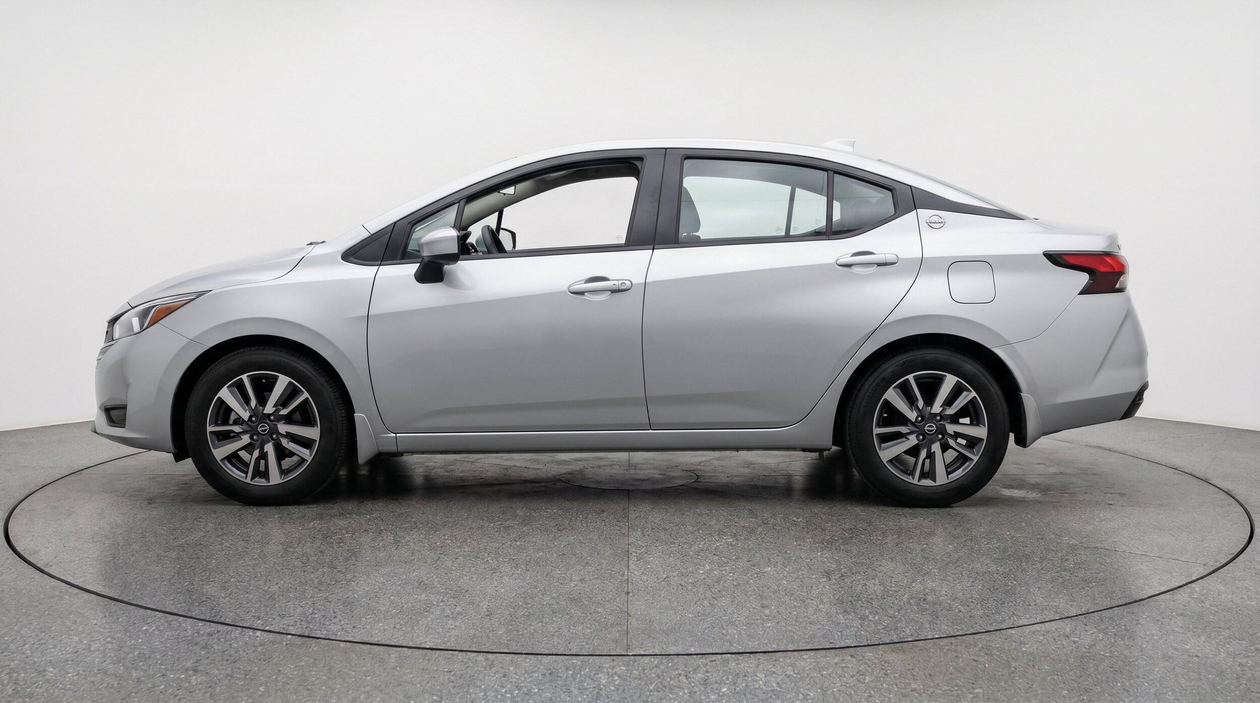 Thumbnail: 2025 Nissan Versa - 5