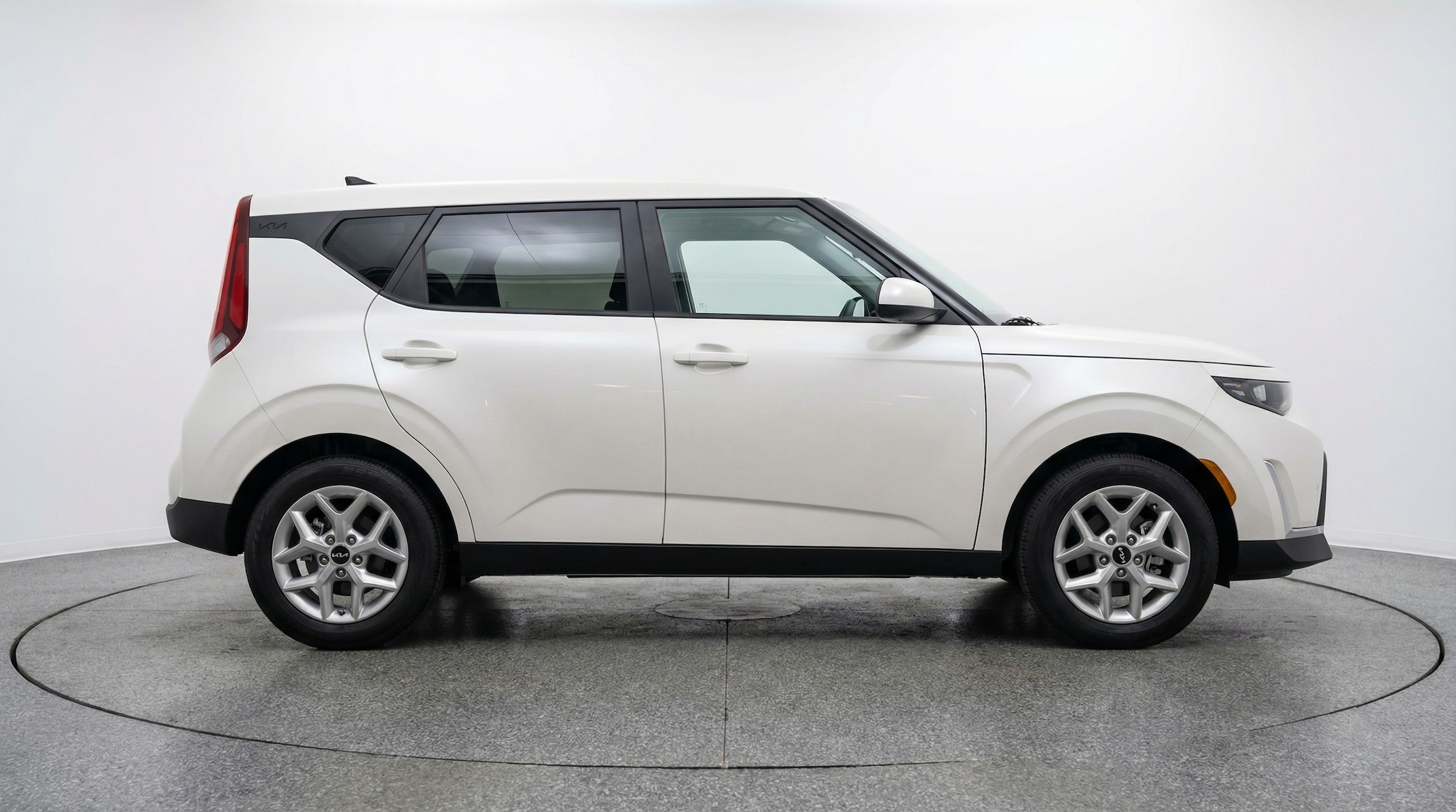 Thumbnail: 2025 Kia Soul - 8