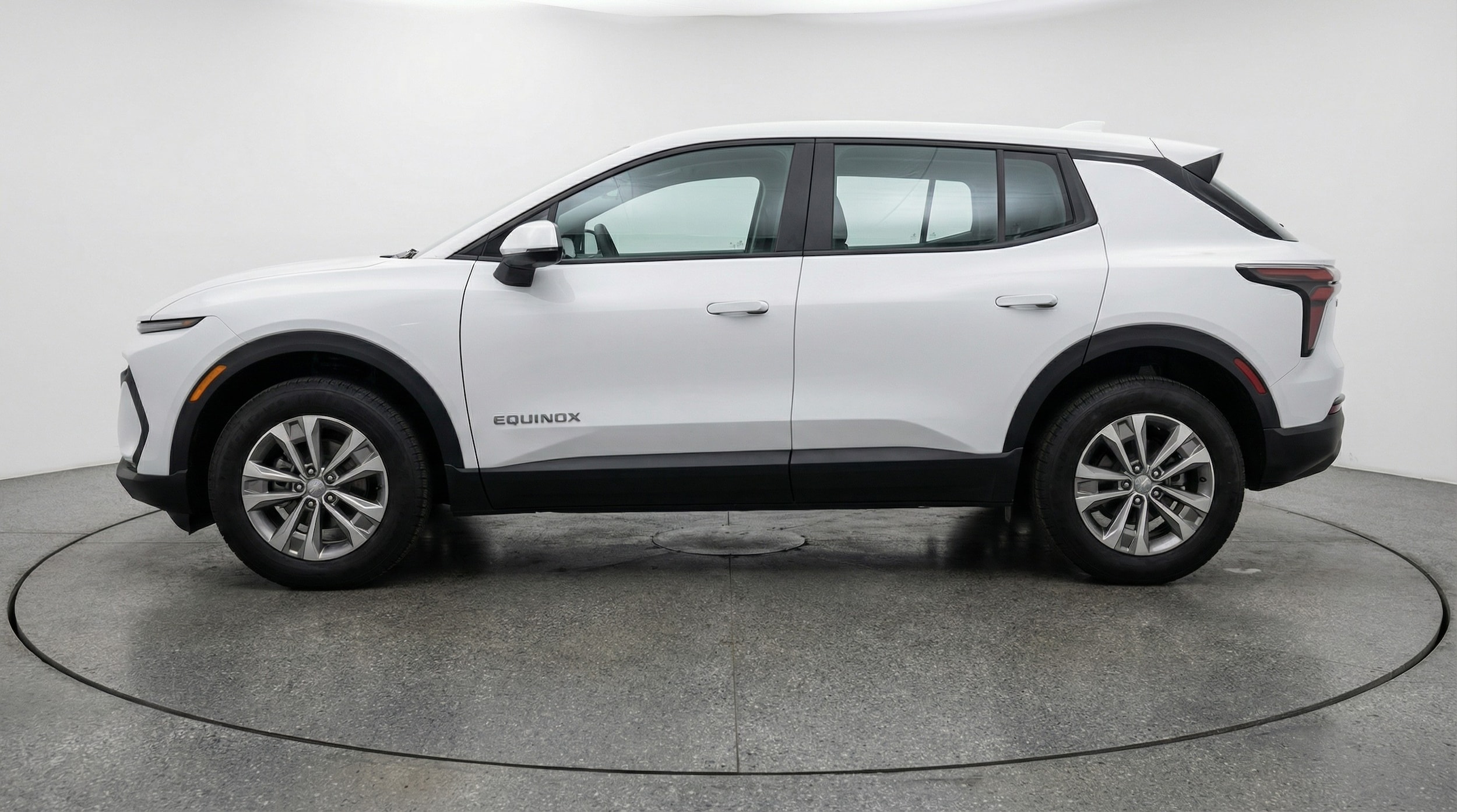 Thumbnail: 2025 Chevrolet Equinox - 4