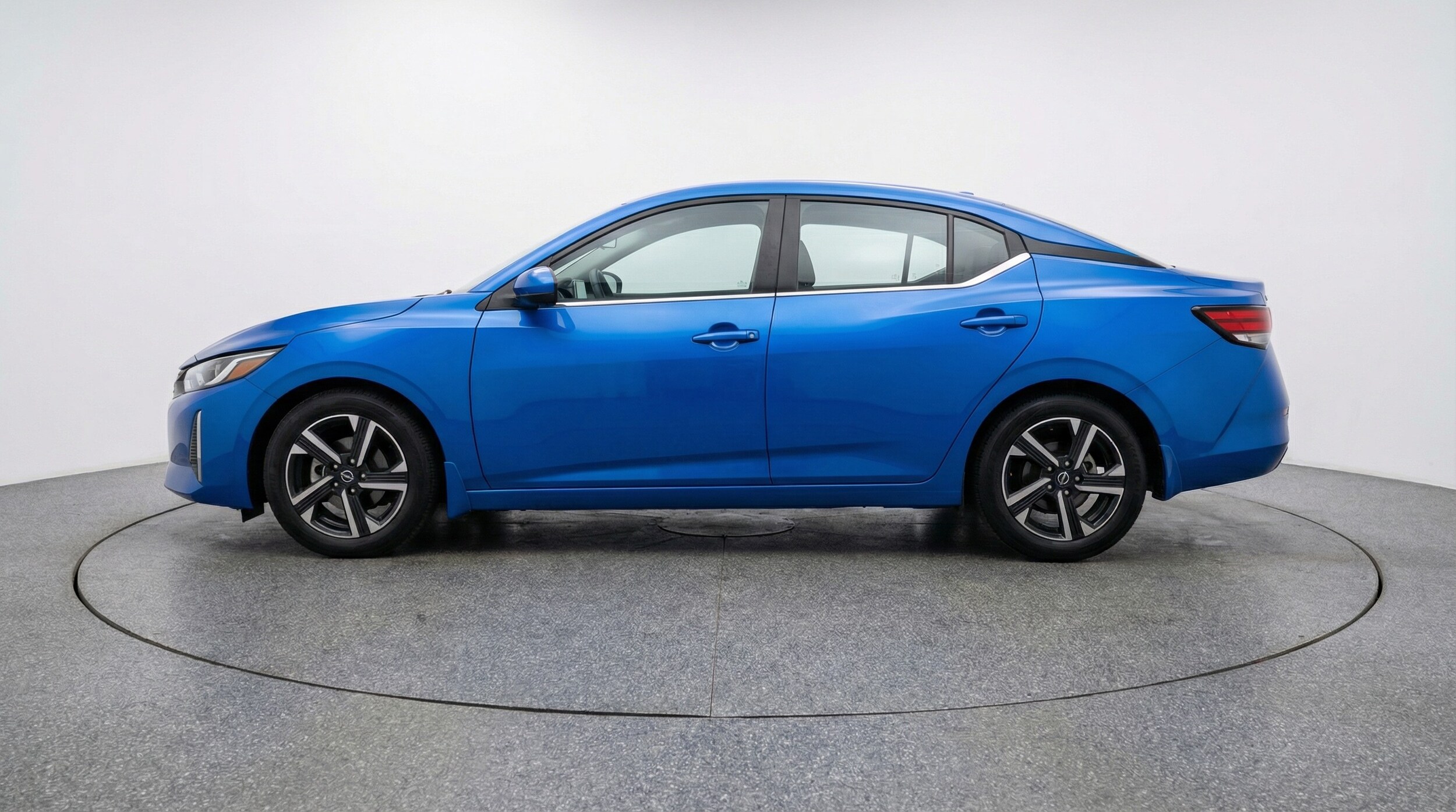 Thumbnail: 2025 Nissan Sentra - 4