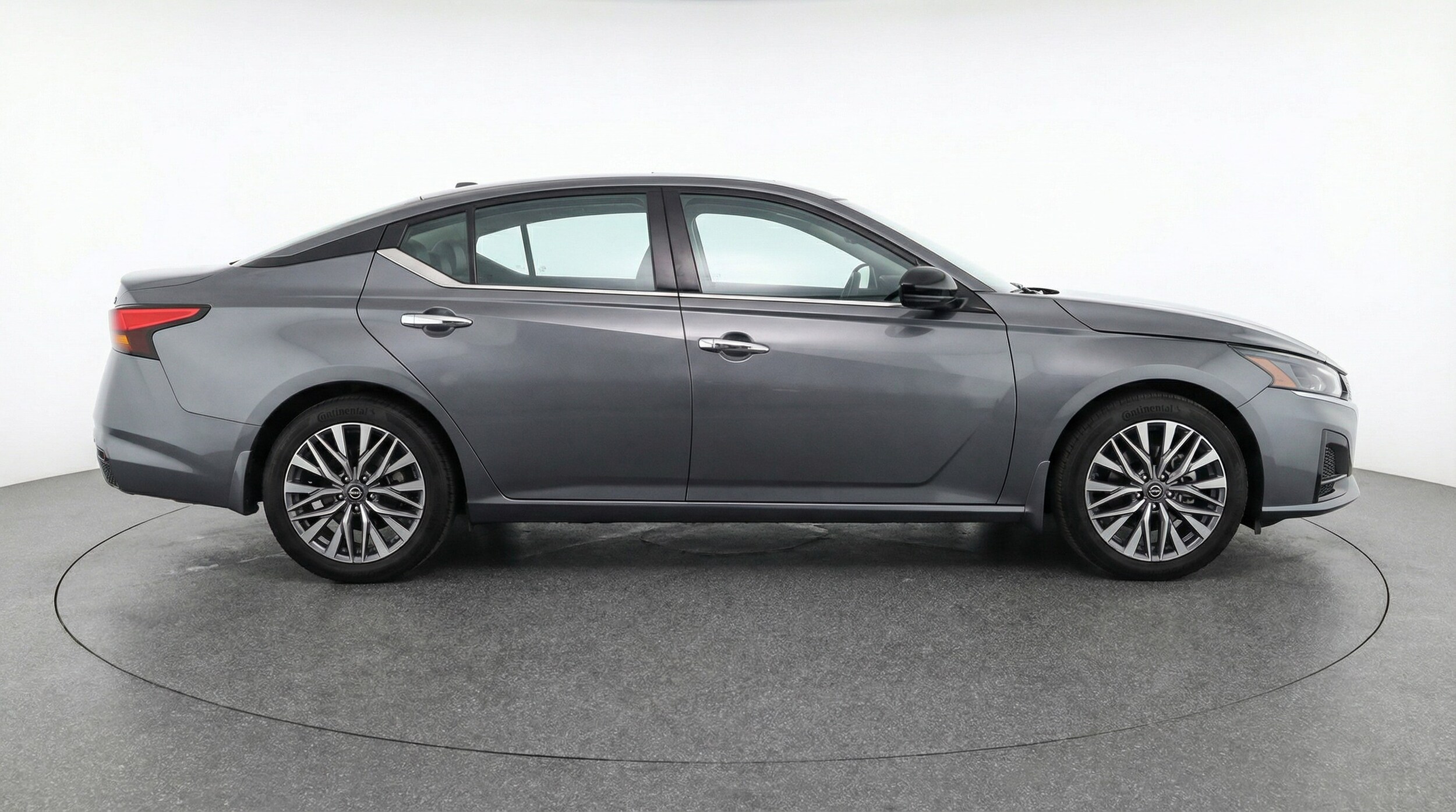 Thumbnail: 2025 Nissan Altima - 8