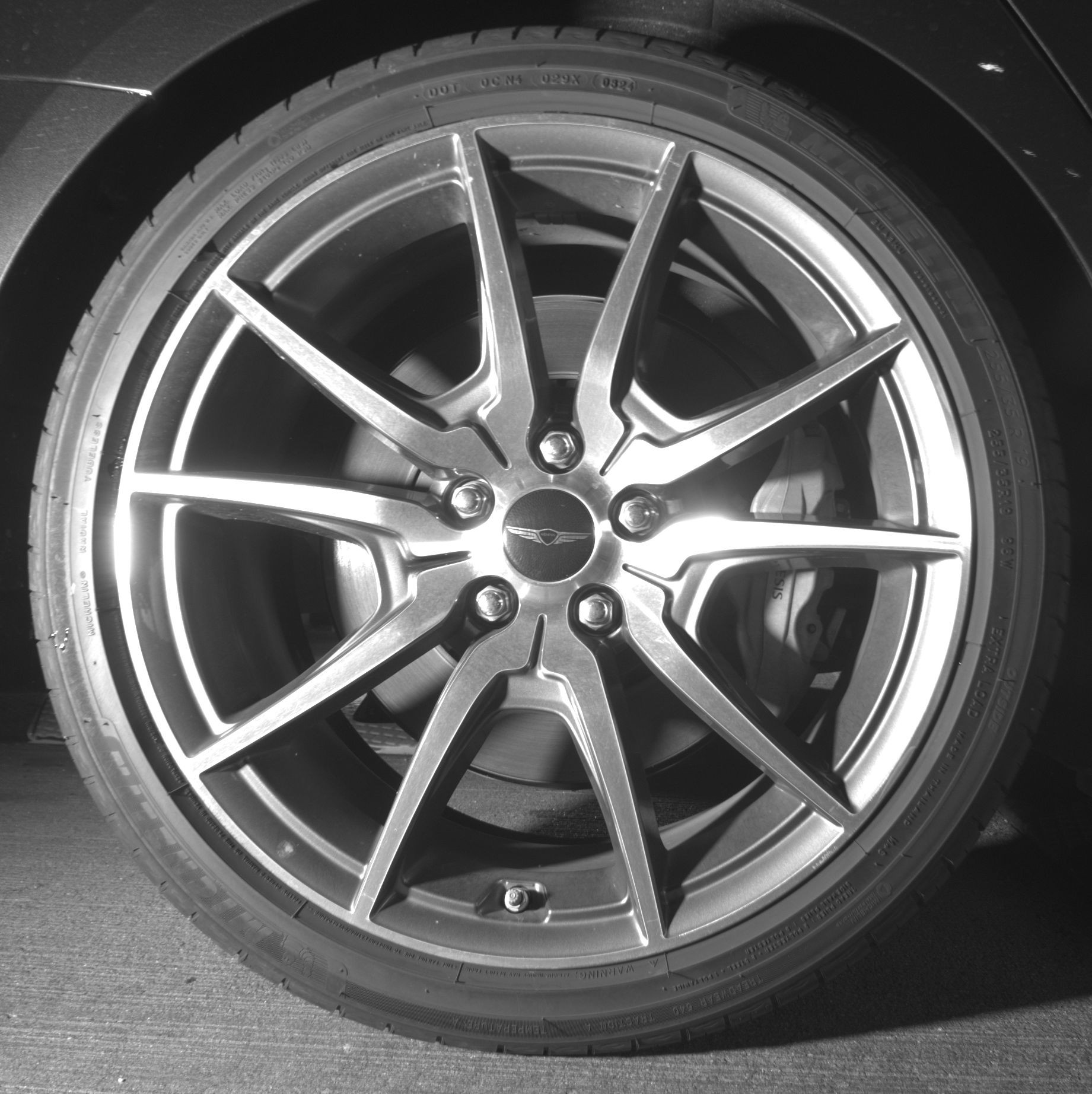 Thumbnail: 2025 Genesis G70 - 12