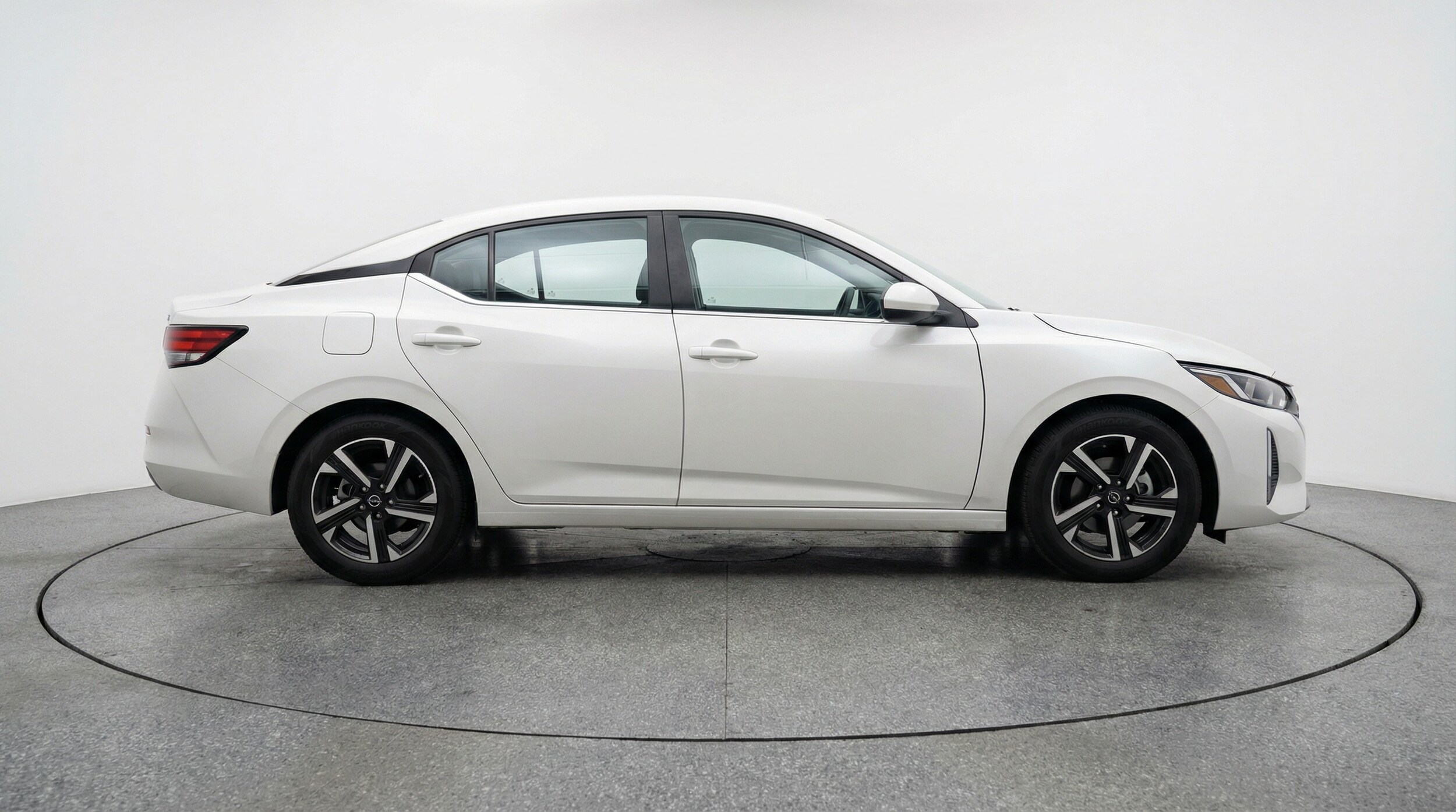 Thumbnail: 2025 Nissan Sentra - 8