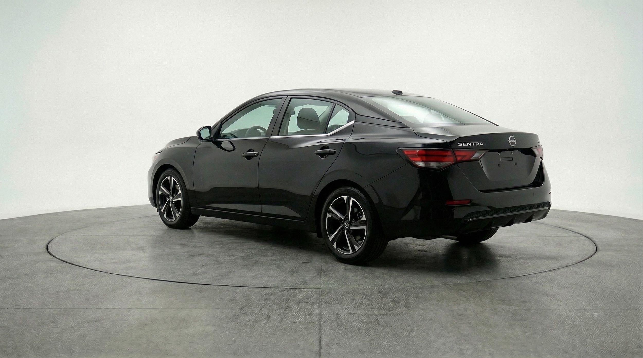 Thumbnail: 2025 Nissan Sentra - 5