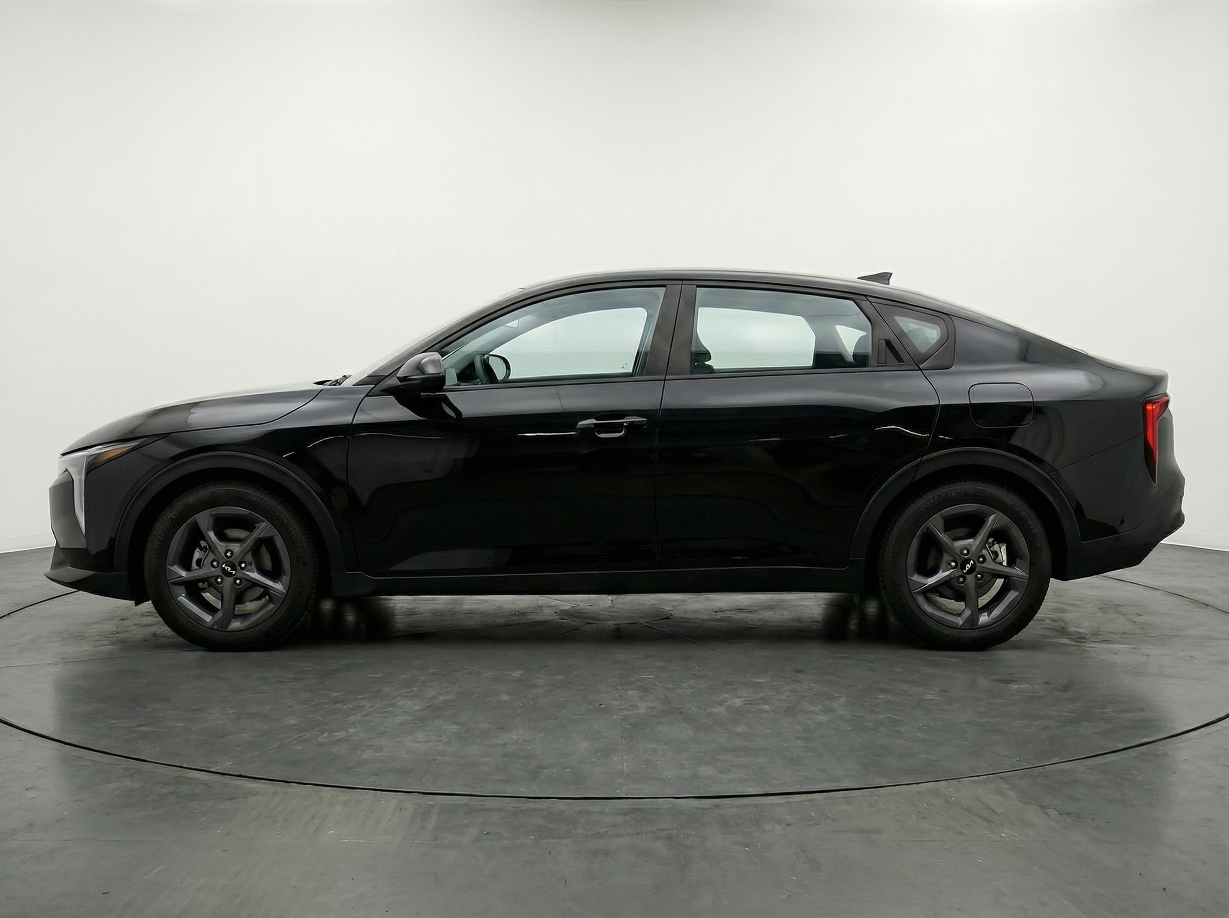 Thumbnail: 2025 Kia K4 - 4