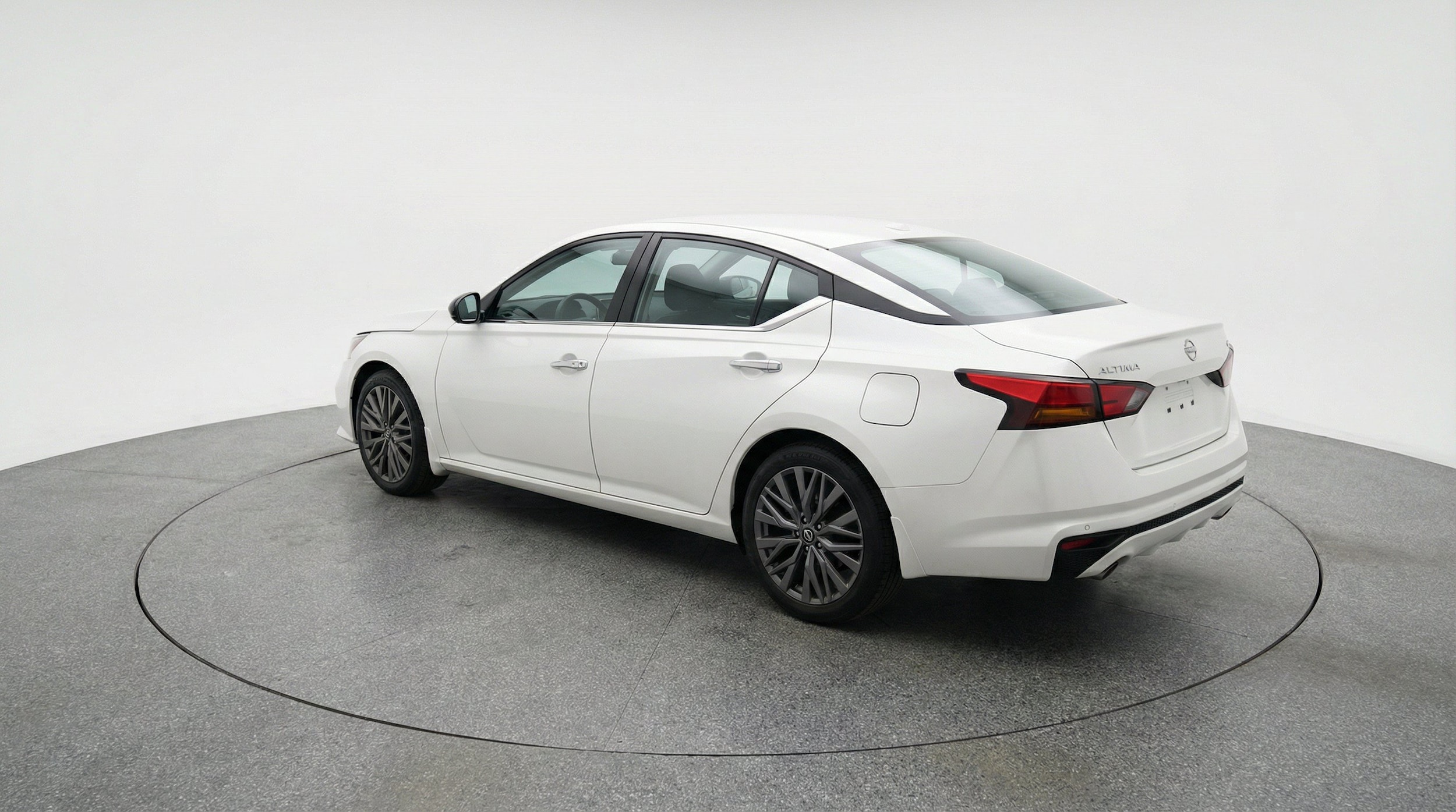 Thumbnail: 2025 Nissan Altima - 6