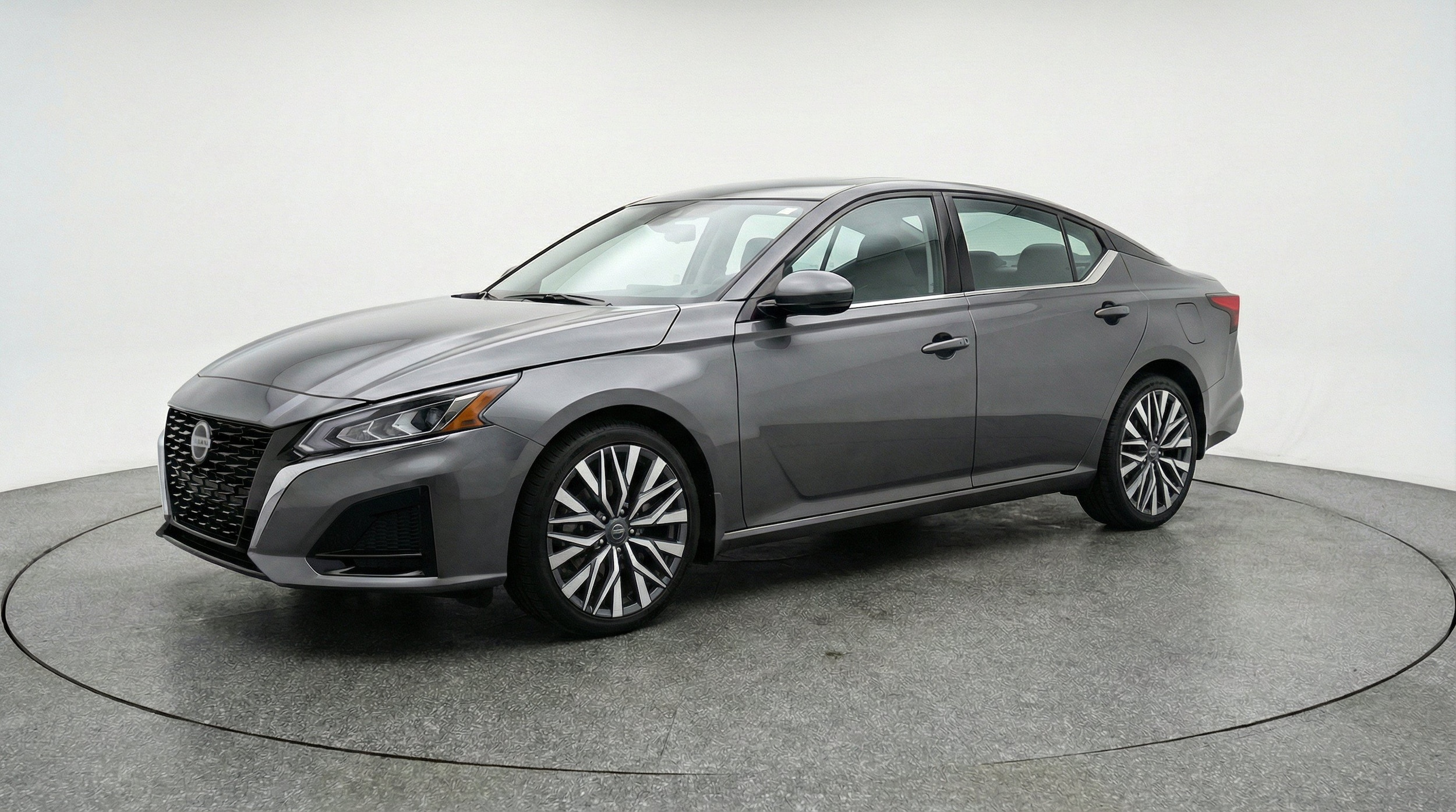 Thumbnail: 2025 Nissan Altima - 3