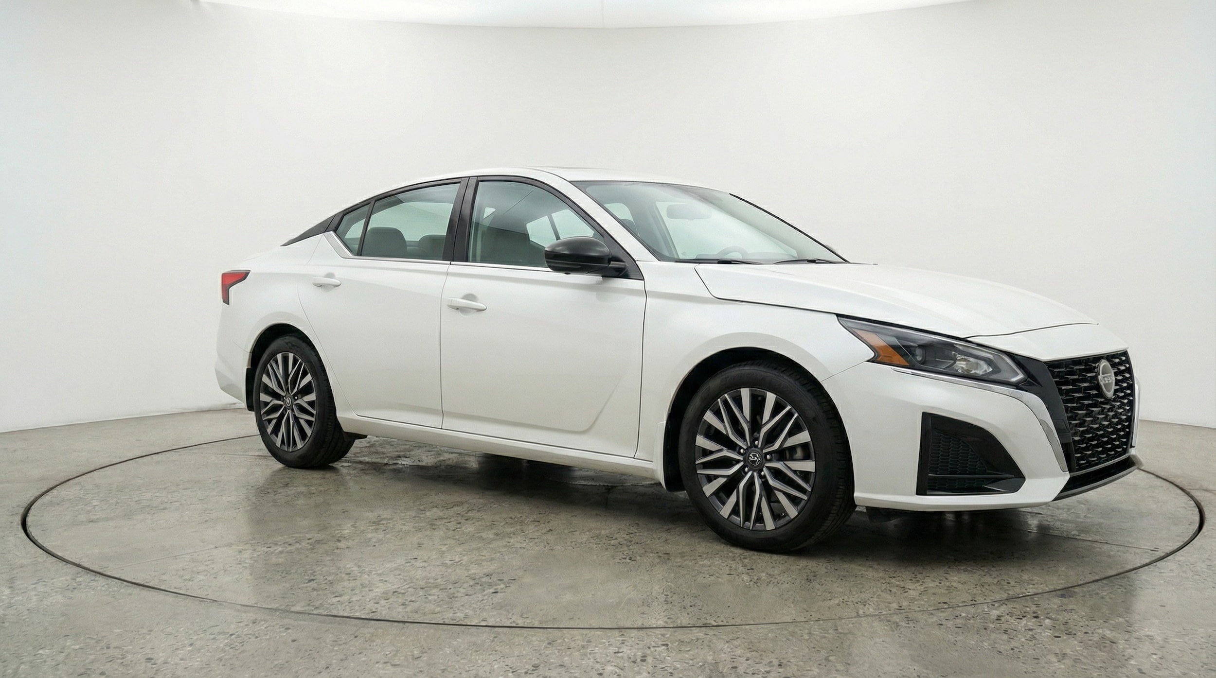 Thumbnail: 2025 Nissan Altima - 1