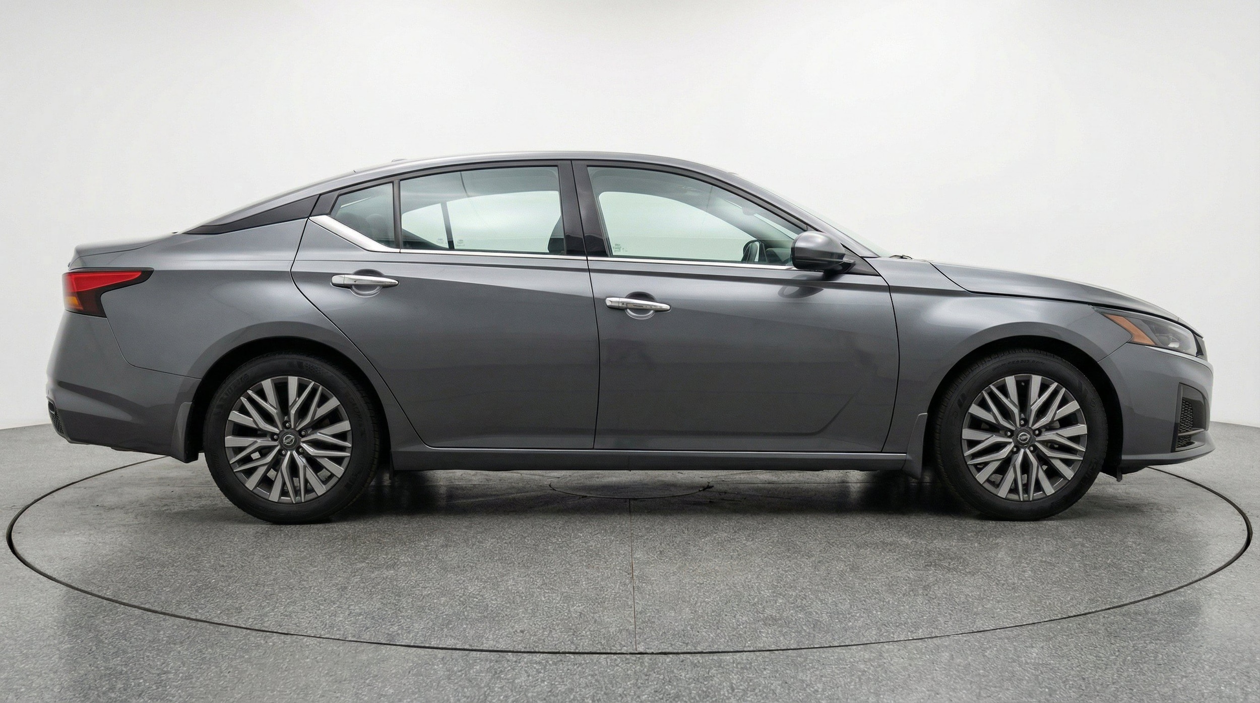 Thumbnail: 2025 Nissan Altima - 11