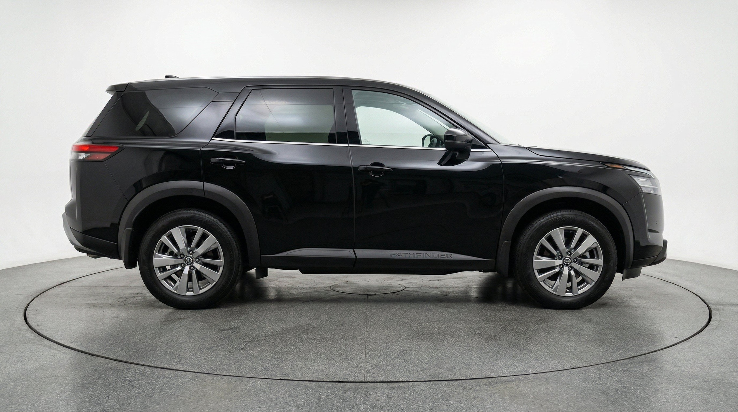 Thumbnail: 2025 Nissan Pathfinder - 11
