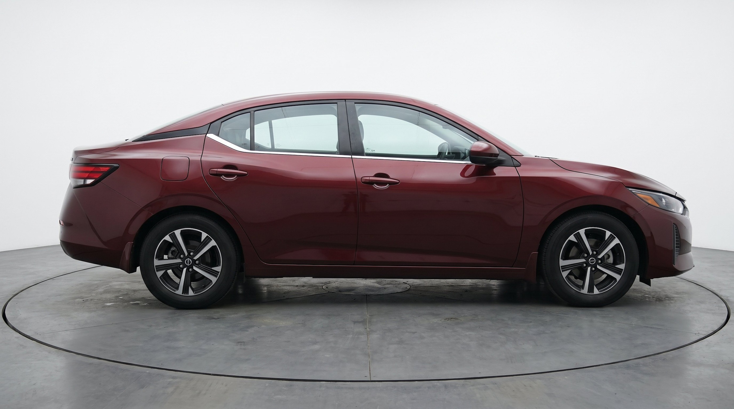 Thumbnail: 2025 Nissan Sentra - 11