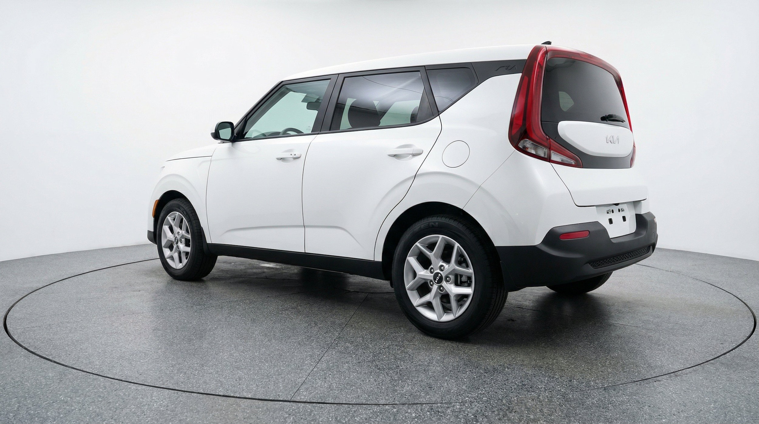 2025 Kia Soul LX - Photo 6